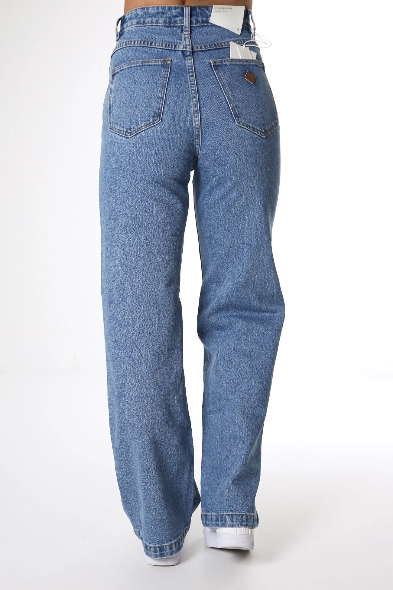 A 94 High & Wide Jean Debbie Simple Comfort Shopping Day Adult Fashion Athlete Fit