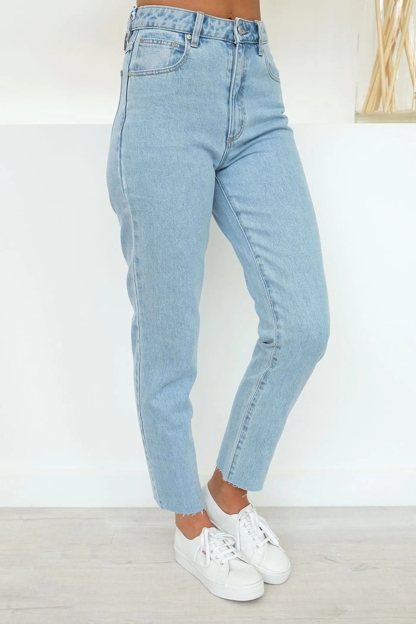 Casual Outfit Affordable Unisex Wear A 94 High Slim Jean Walk Away