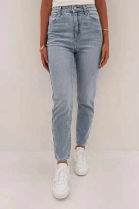 A 94 Slim Jean Gia Suitable Fit