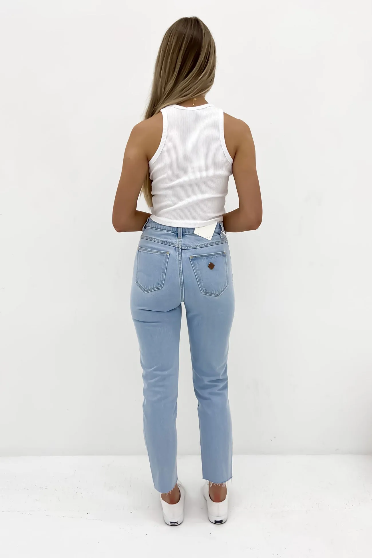A 94 Slim Jean Kendall Trusted Outfit