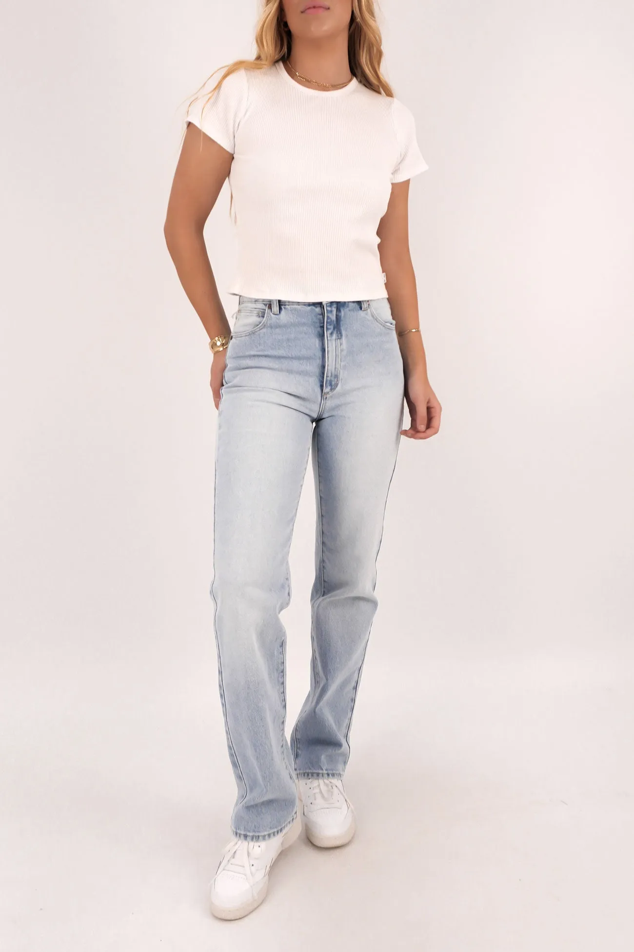 Sunny Vibes Office Wear A 94 Straight Jean Kaia