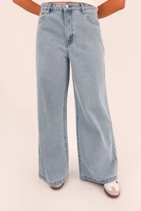 A 94 Super Wide Jean Loretta Outdoor Ready Flexible Fit