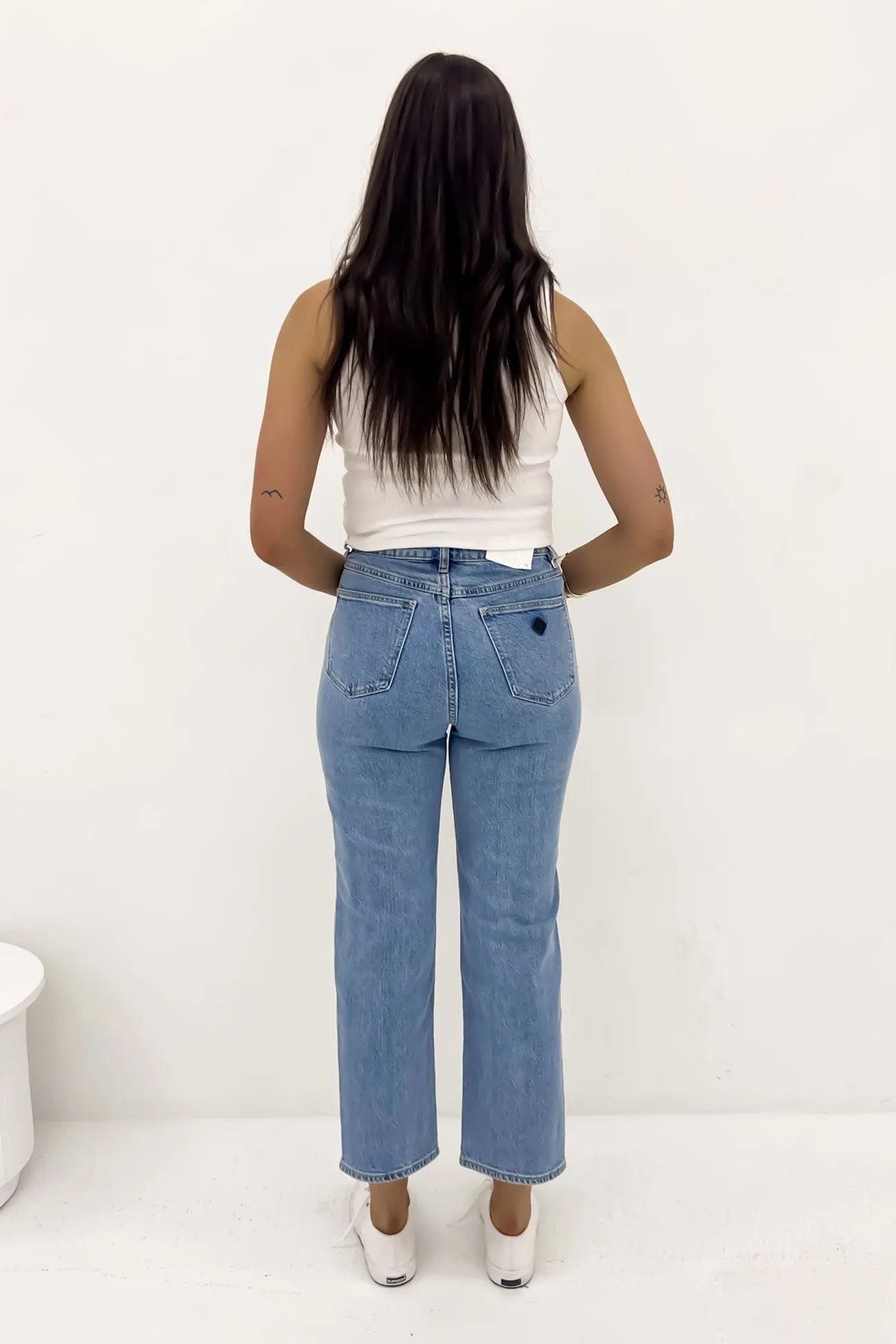 A Venice Straight Jean Ema Unisex Friendly