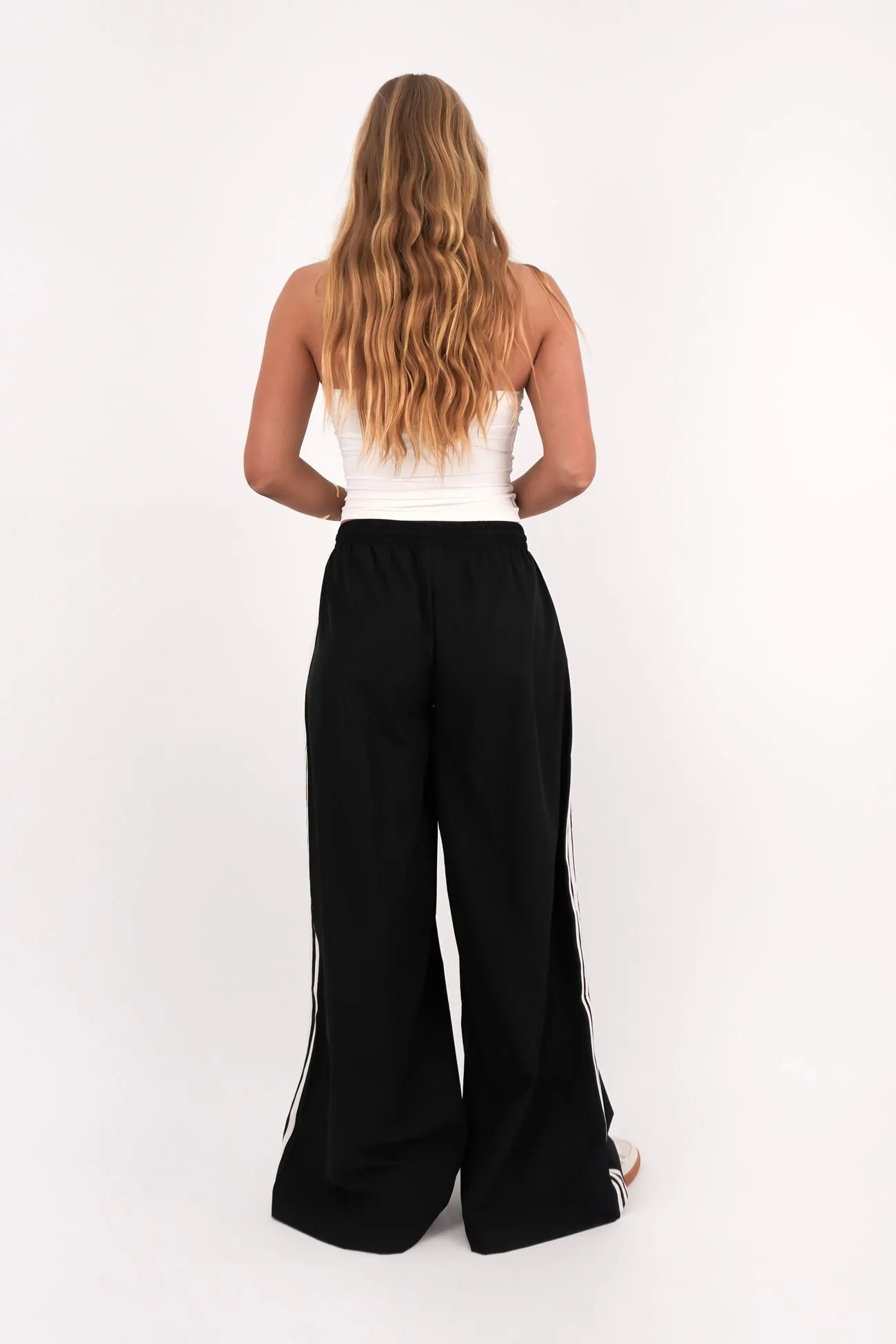 Adicolor Firebird Oversized Track Pant Black ElasticCuffs ReflectiveTrim