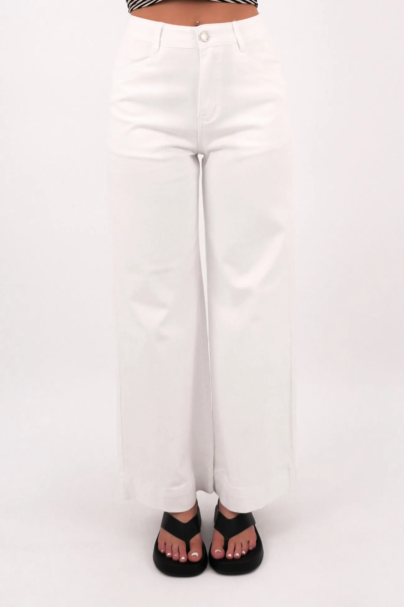 Owen Jean White Elegant Urban Explorer Athlete Fit Go-To Garment