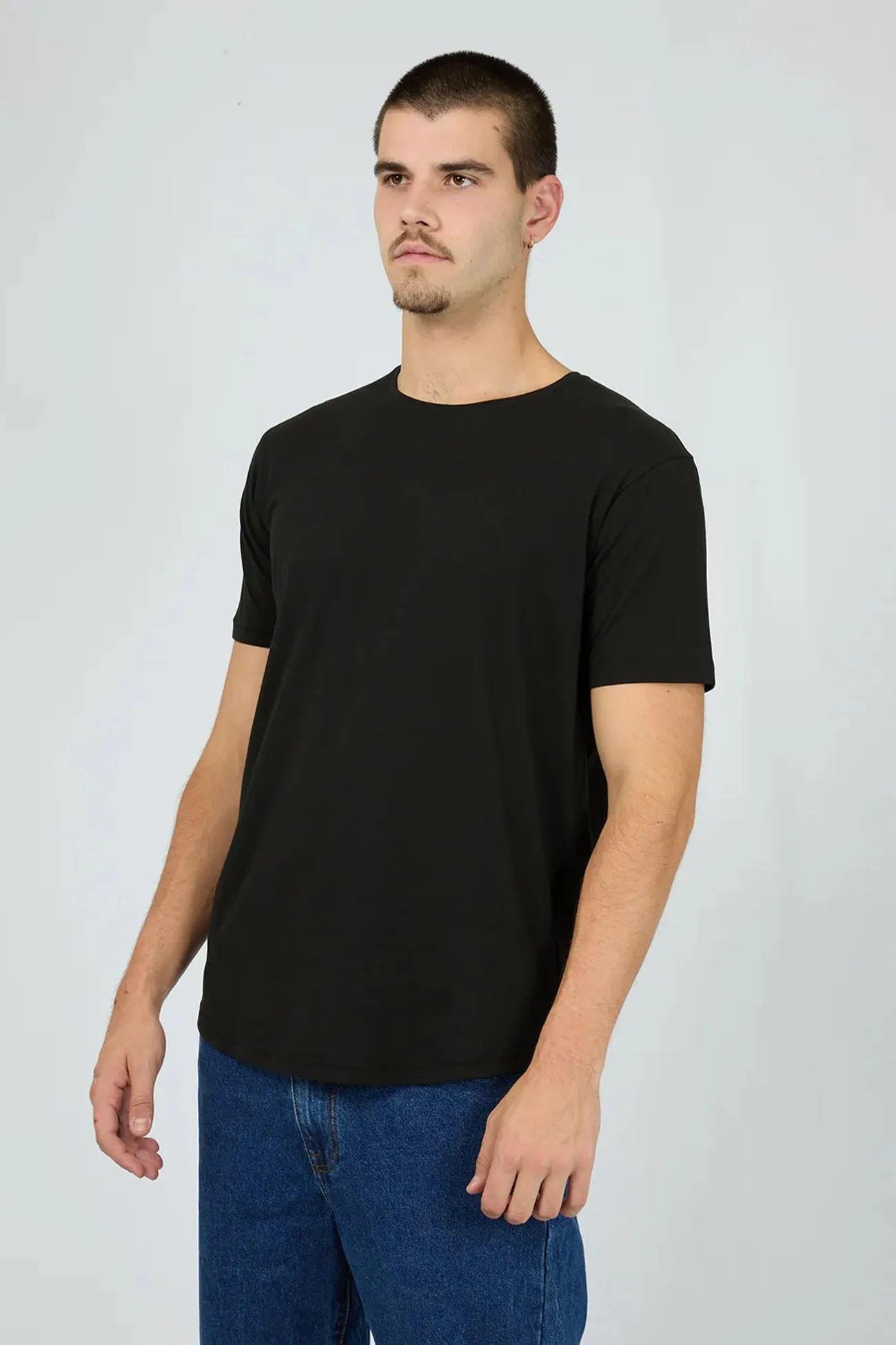 Fashionable Look Comfortable Style Solid Tail Tee Black