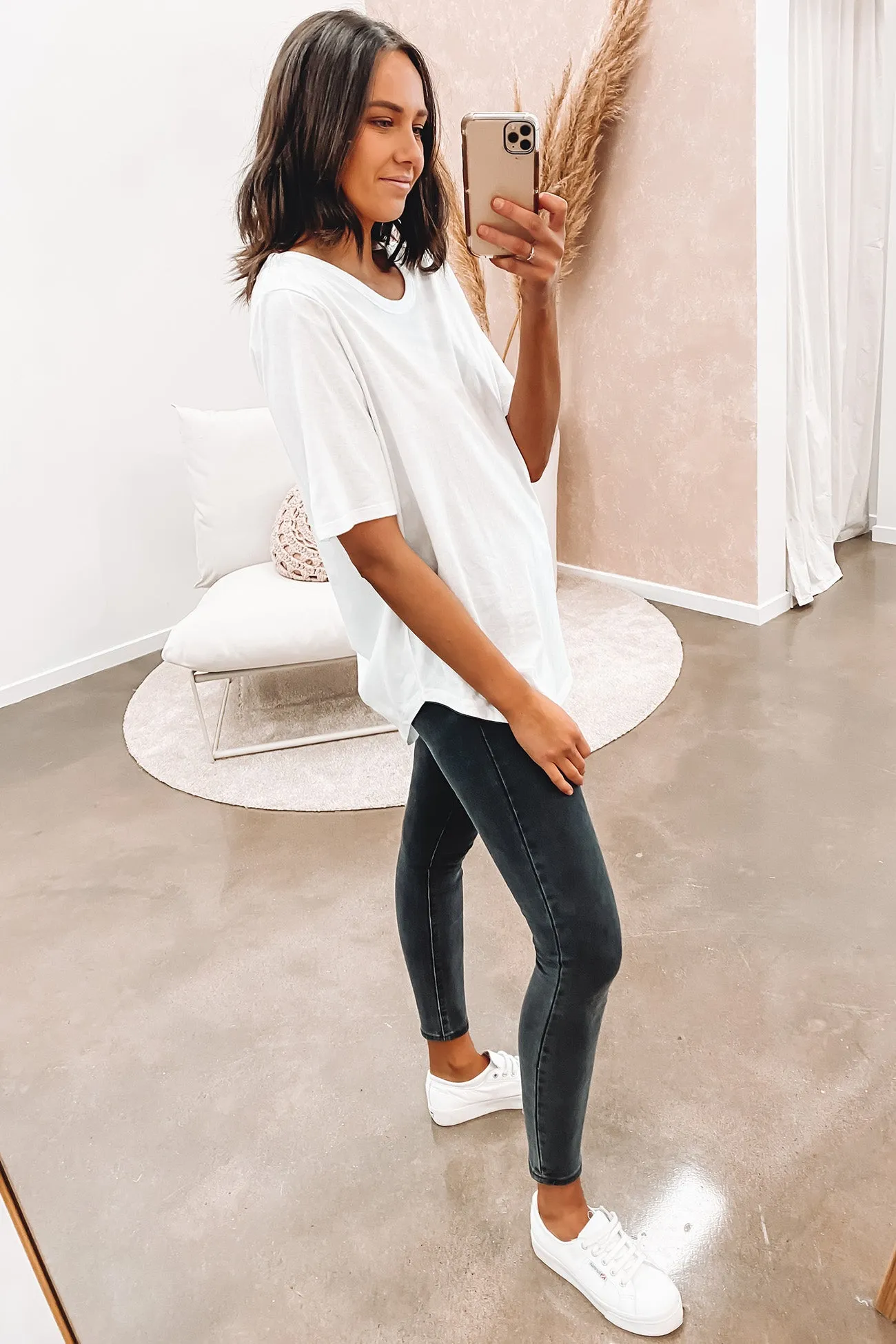 Abstract print Ariana Tee White