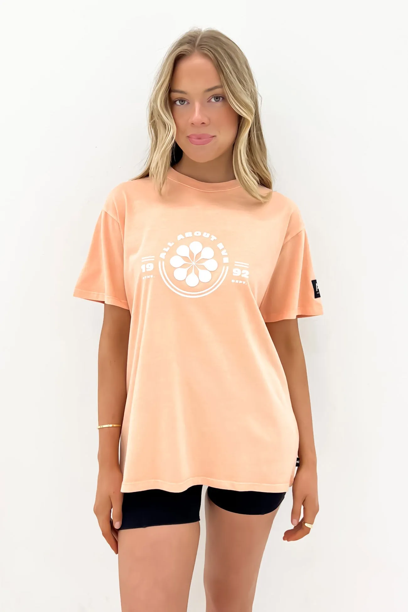 Athletica Oversized Tee Peach LongLastingColor Non Fading Material