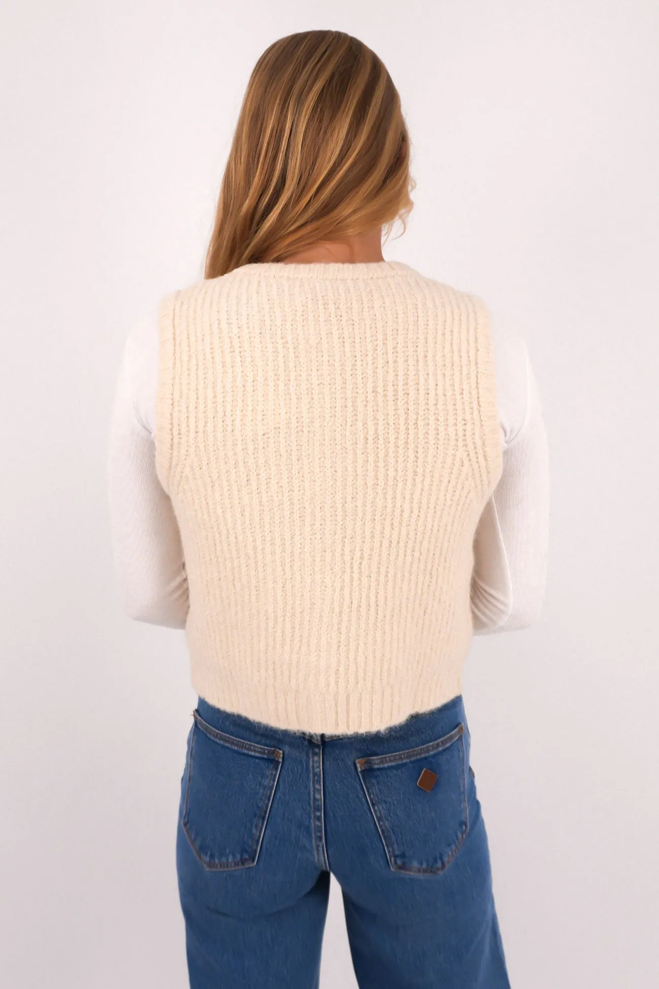 Aya Knit Vest Vanilla Taped Neckline