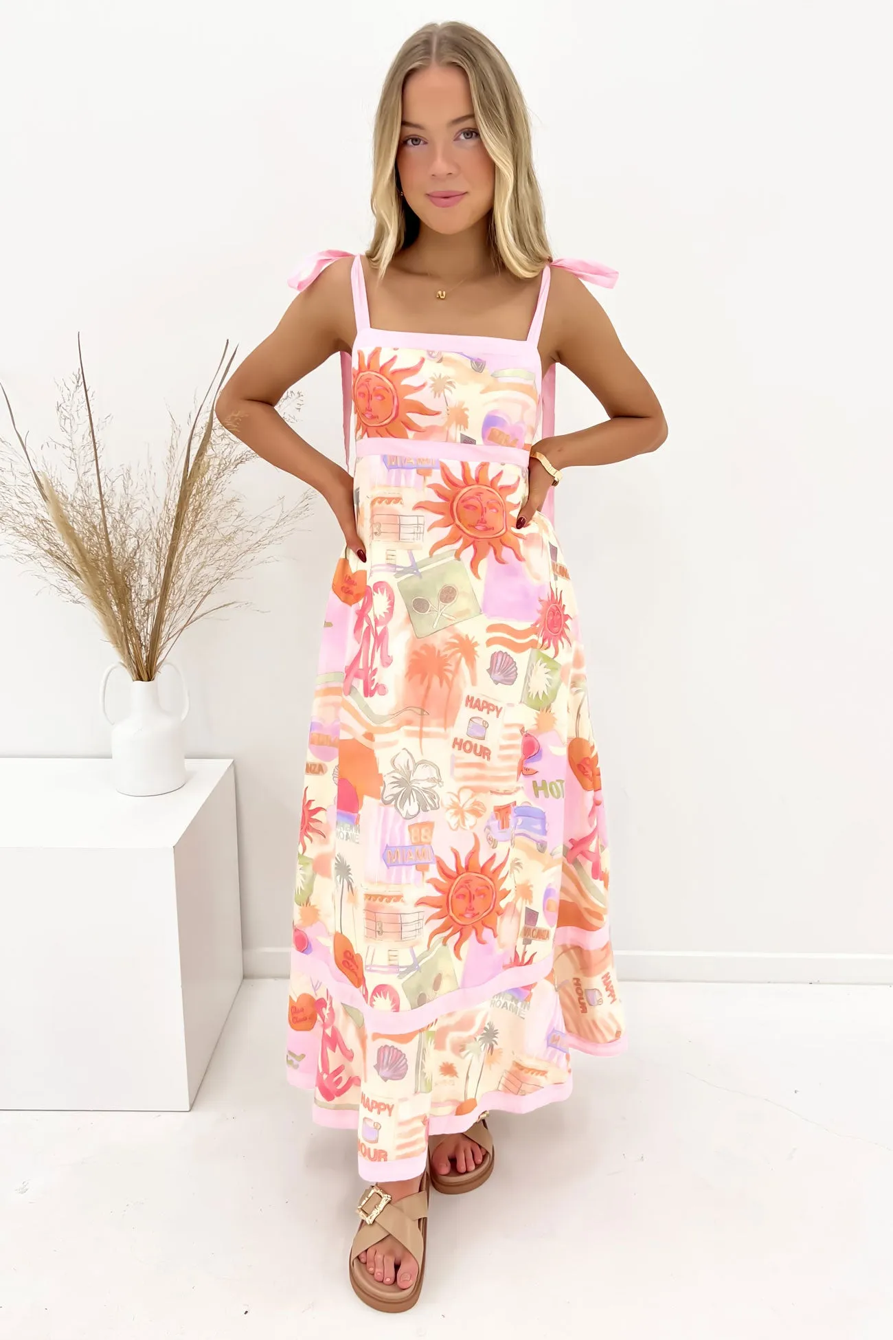 Azuka Midi Dress Roame Matte-finish
