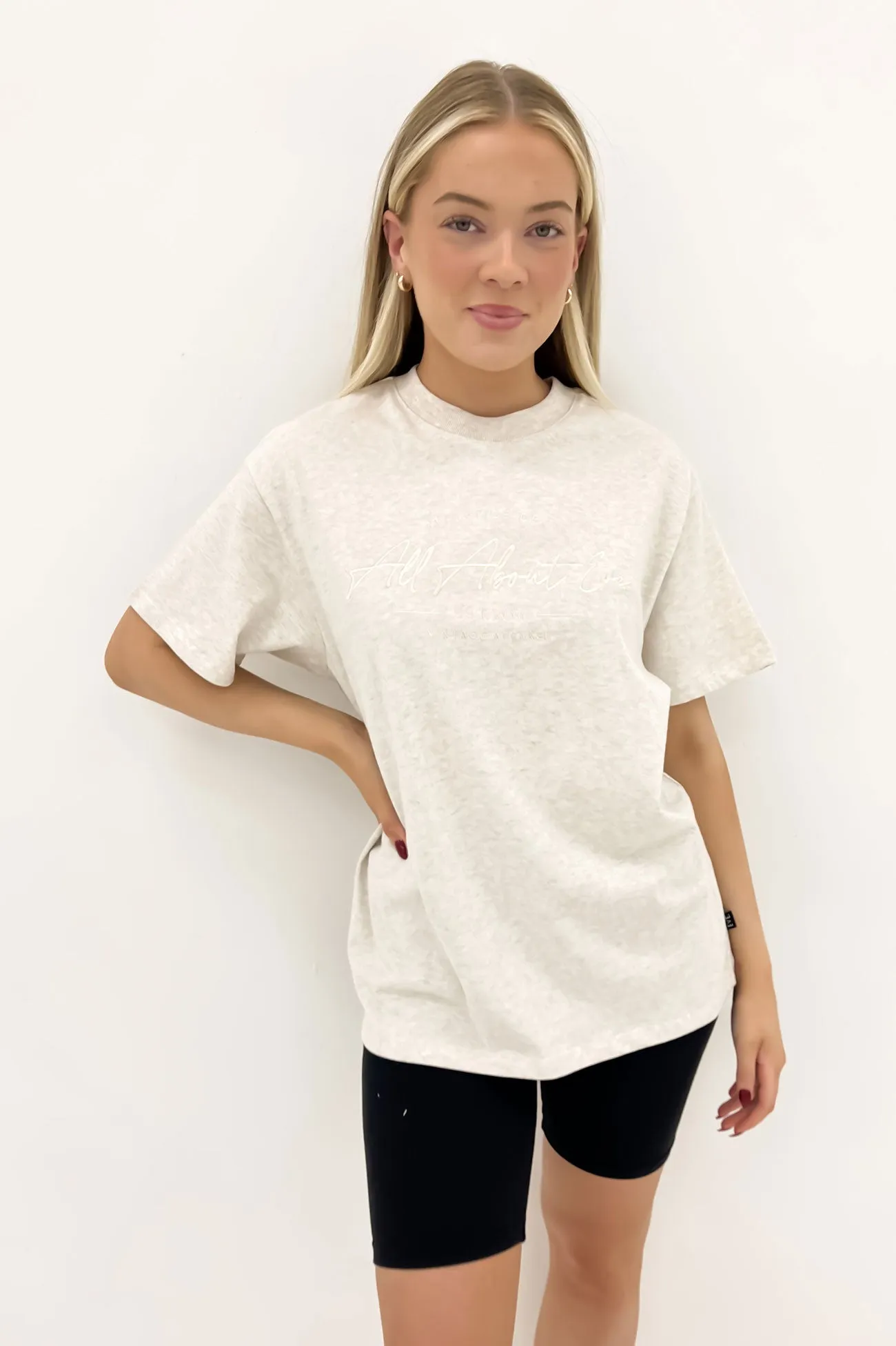 Classic Tee Oatmeal Modern Style