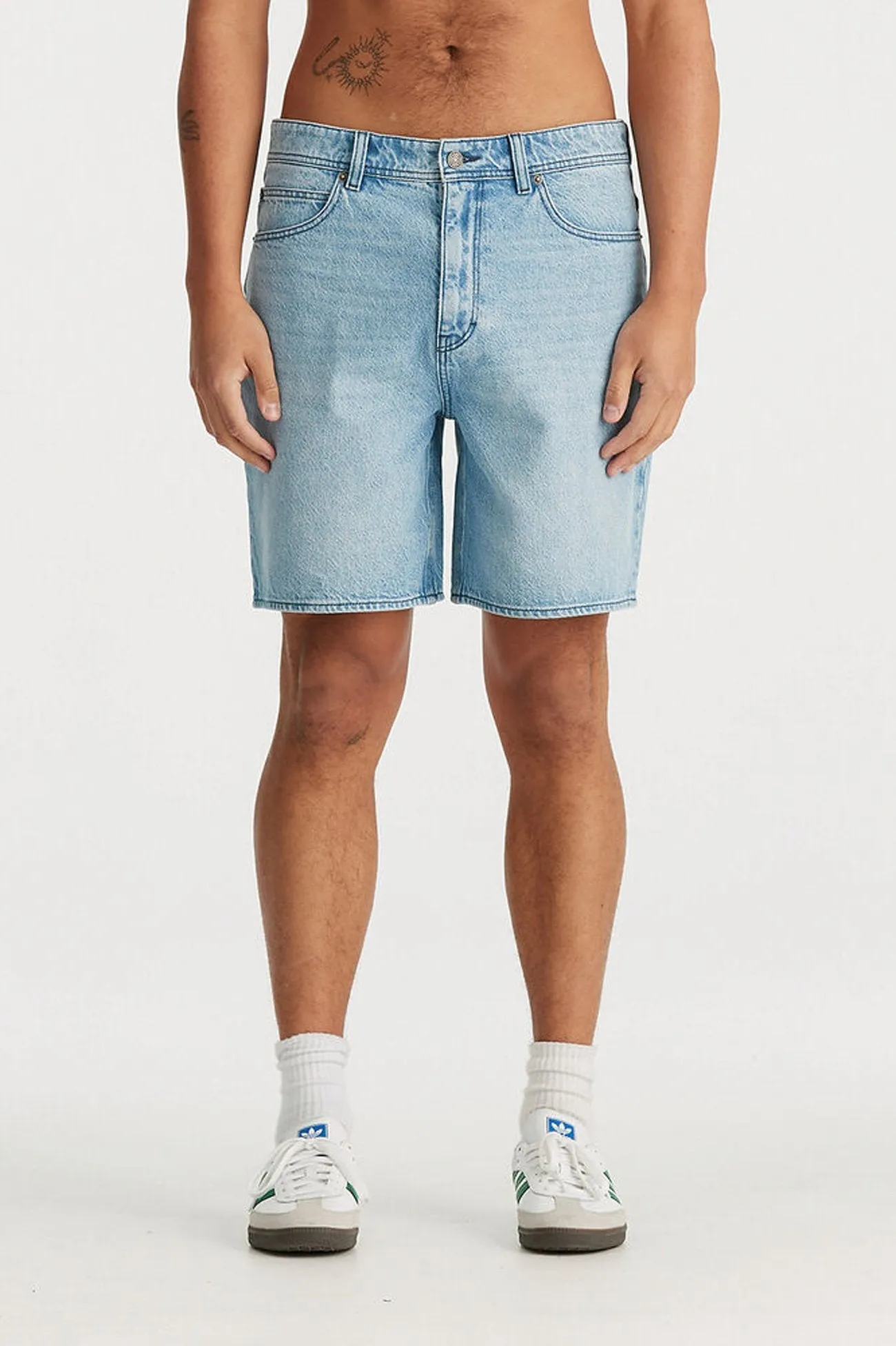 concert outfit L-Four Baggy Short Emerge Indigo