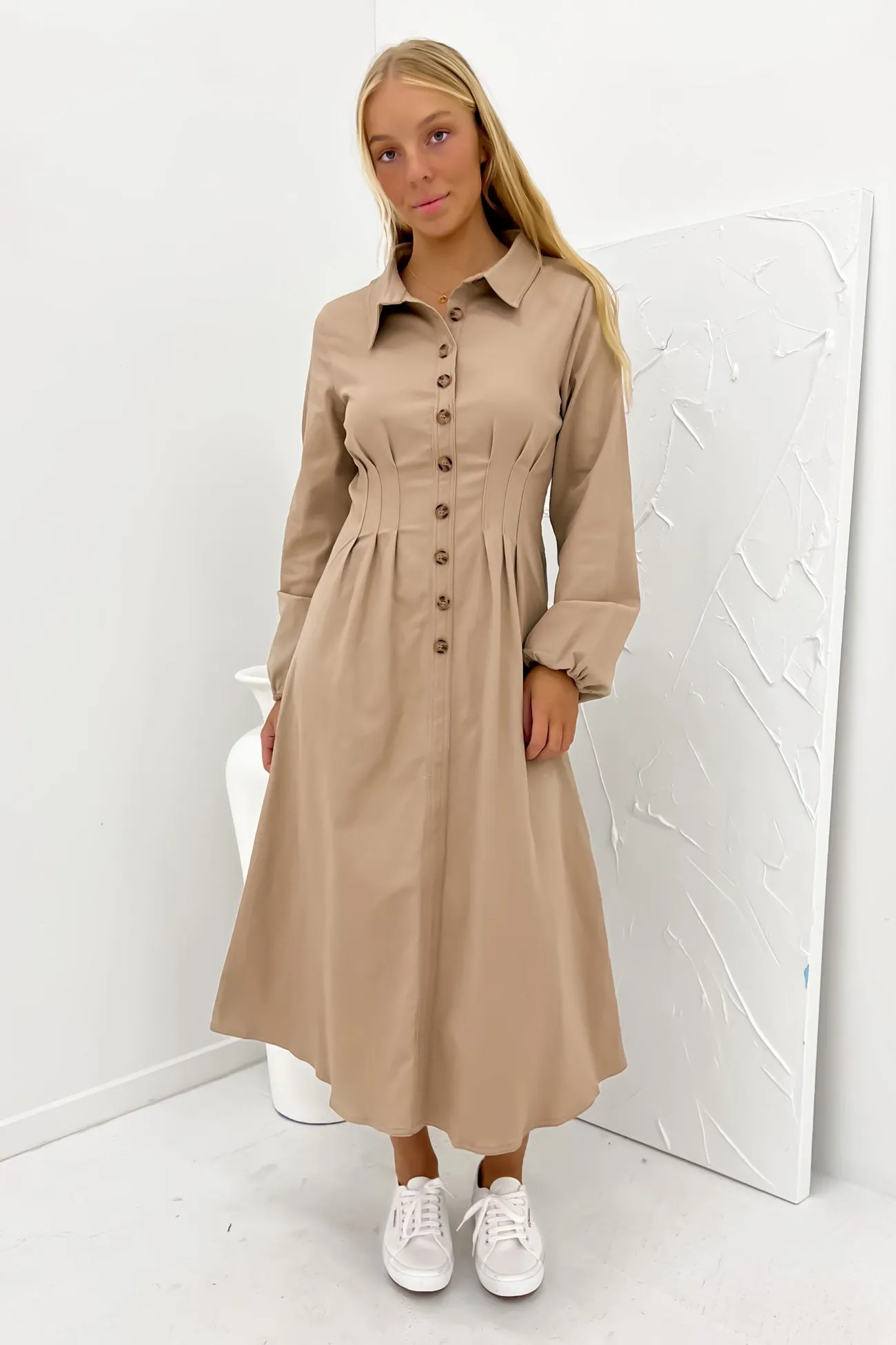 Bessie Midi Dress Tan tailored look Wrap style