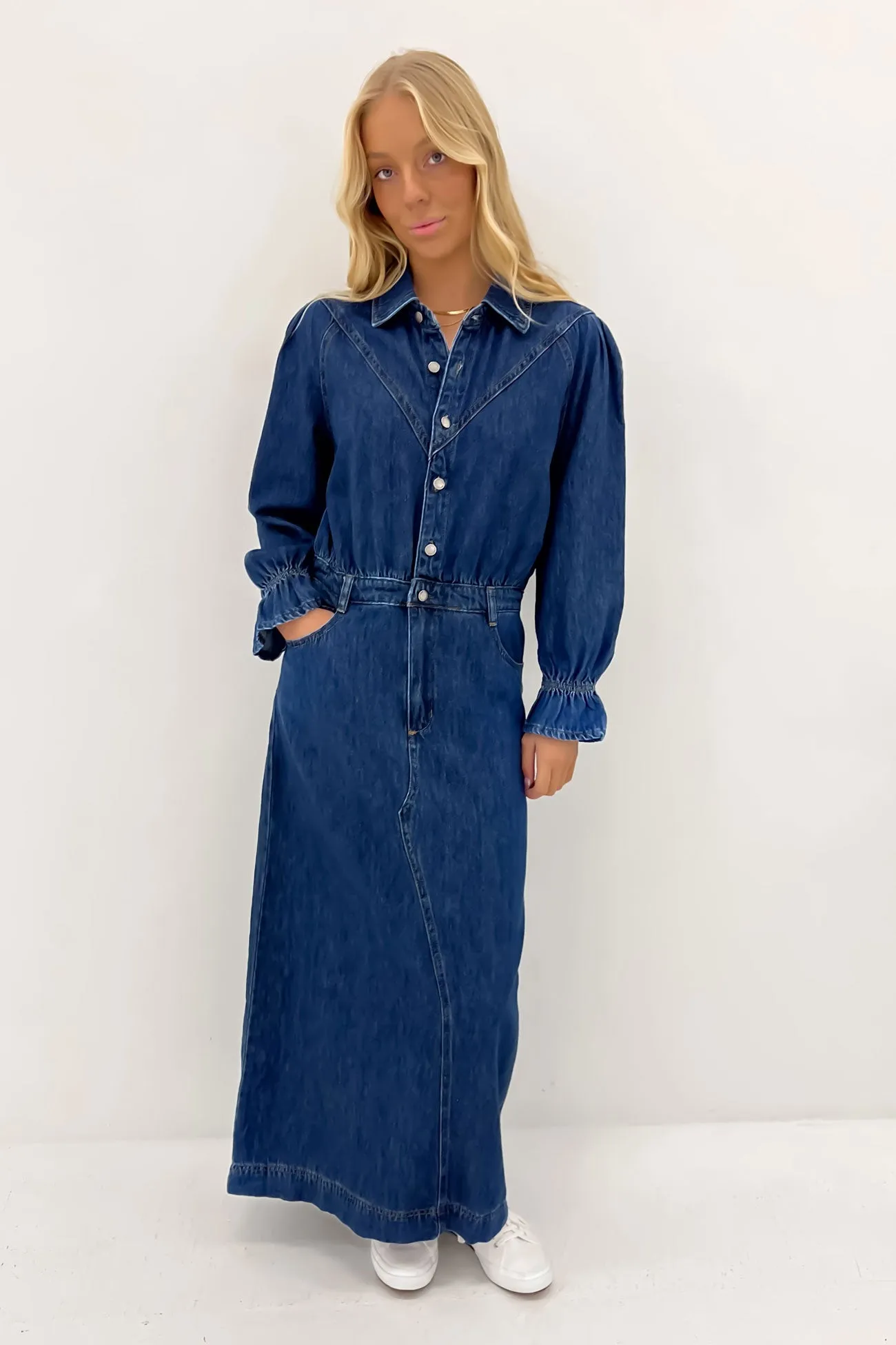 Macey Denim Maxi Dress Mid Blue Everyday-Comfort