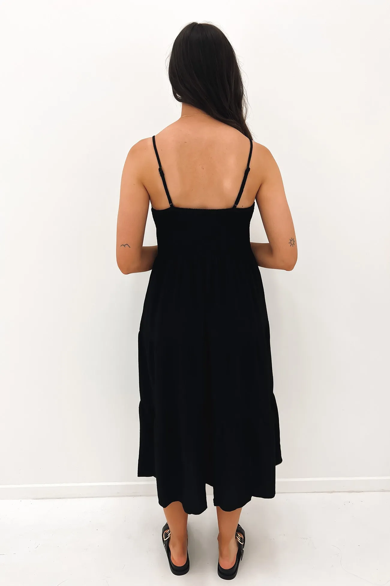 Summer Staple Bridey Midi Dress Black