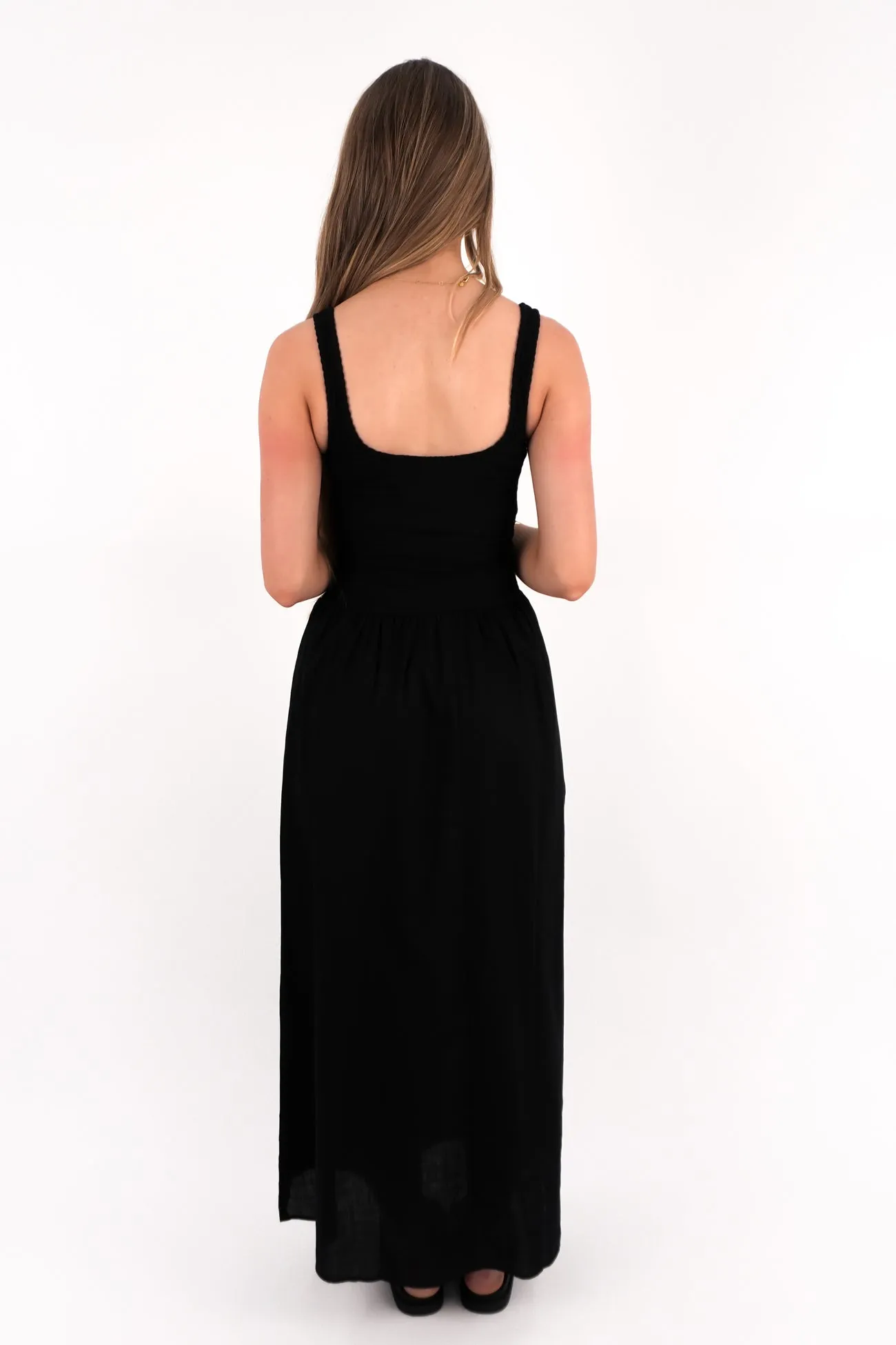 Side-Pocket Essential Maxi Dress Black
