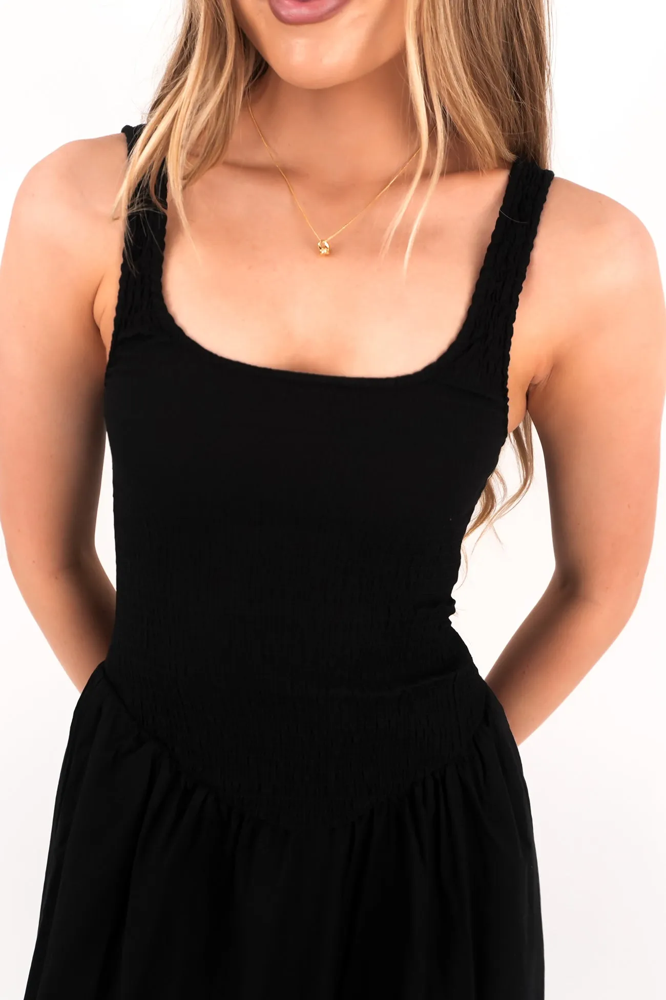 Fashionable Touch Retro Vibes Essential Maxi Dress Black