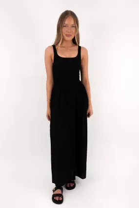 Essential Maxi Dress Black Breathable wear Walk Mood