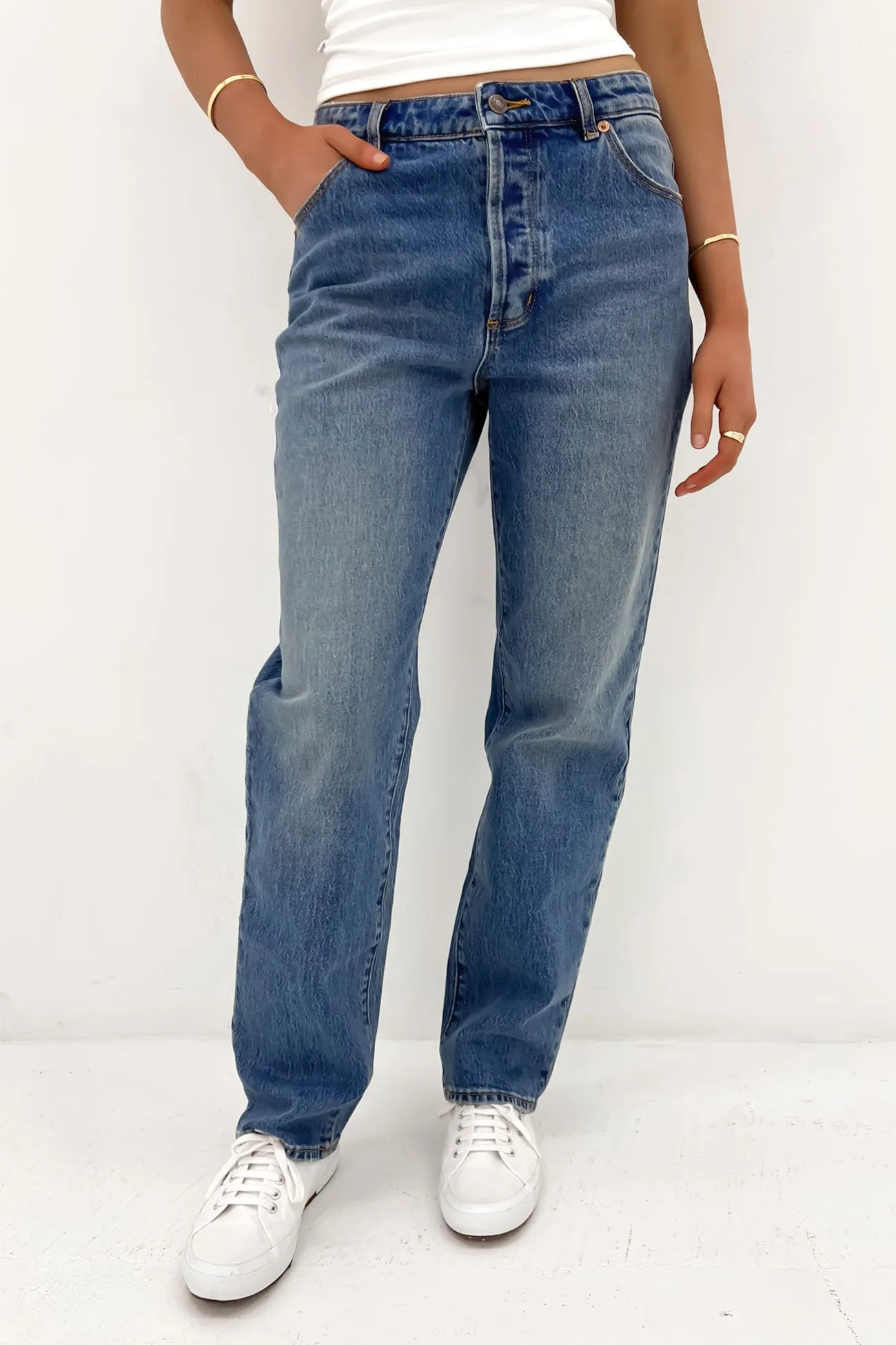 90S Relaxed Jean Broken In Office Wear Weekend Warrior Trend Setter Light material