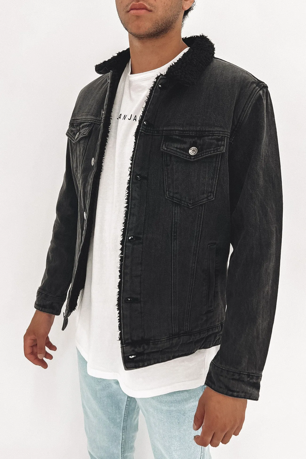 Clean Jacket Detail Eco Friendly Recycled Material Jefe Sherpa Jacket Washed Black
