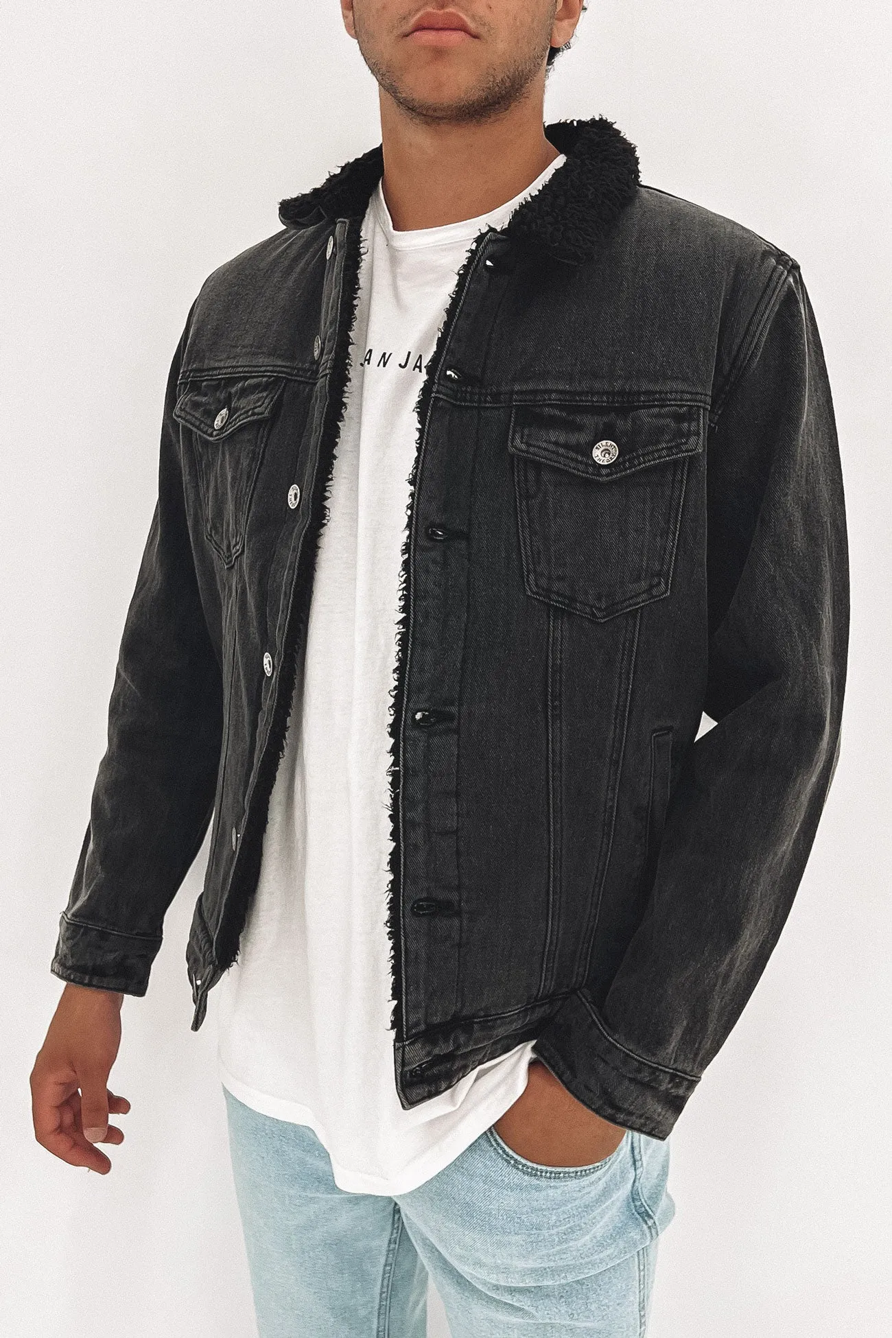 Jefe Sherpa Jacket Washed Black Glove Compatible Cuffs