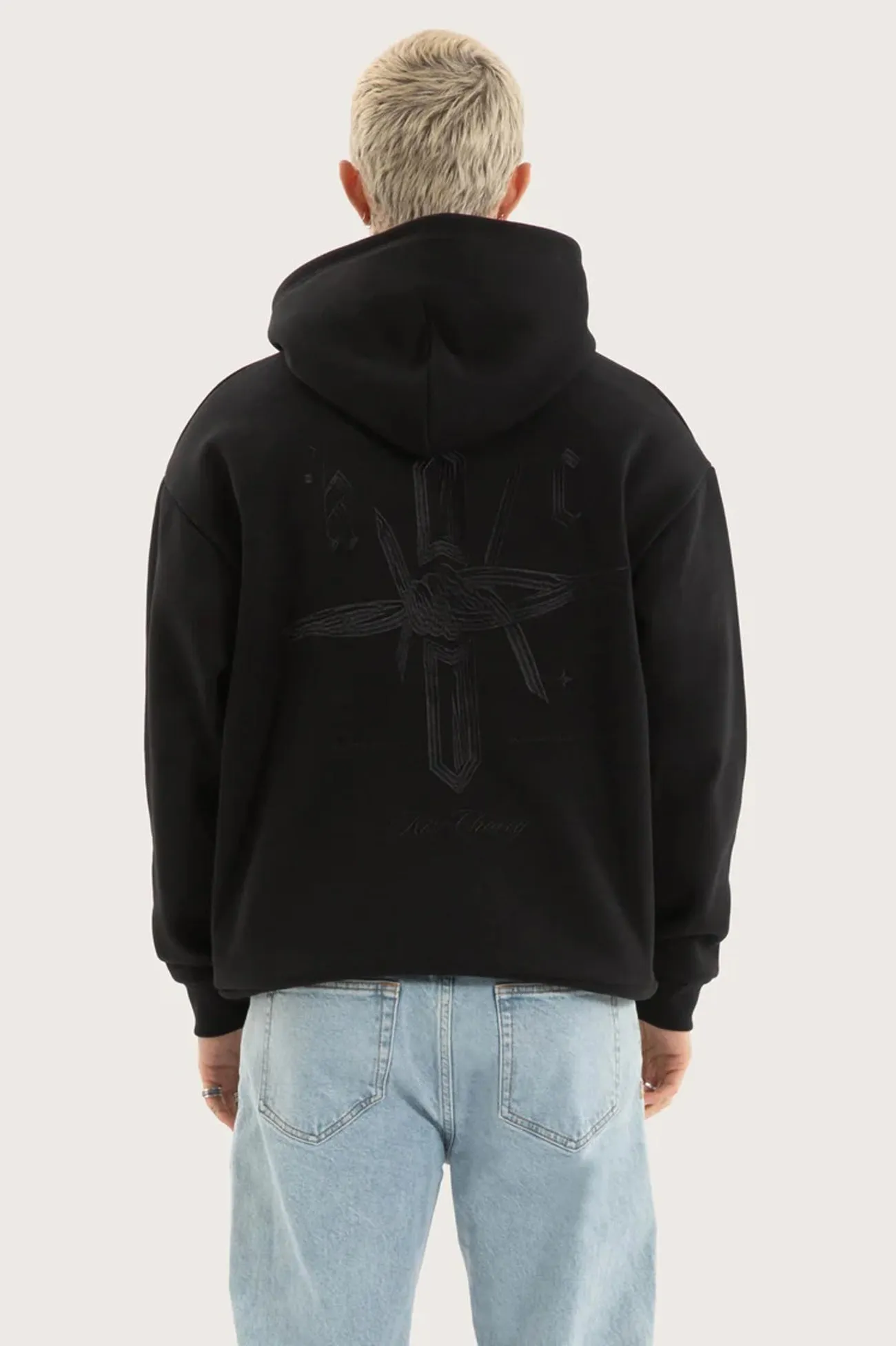Quilted Interior Layer Urban Outdoor Look Chained Relaxed Hoodie Jet Black