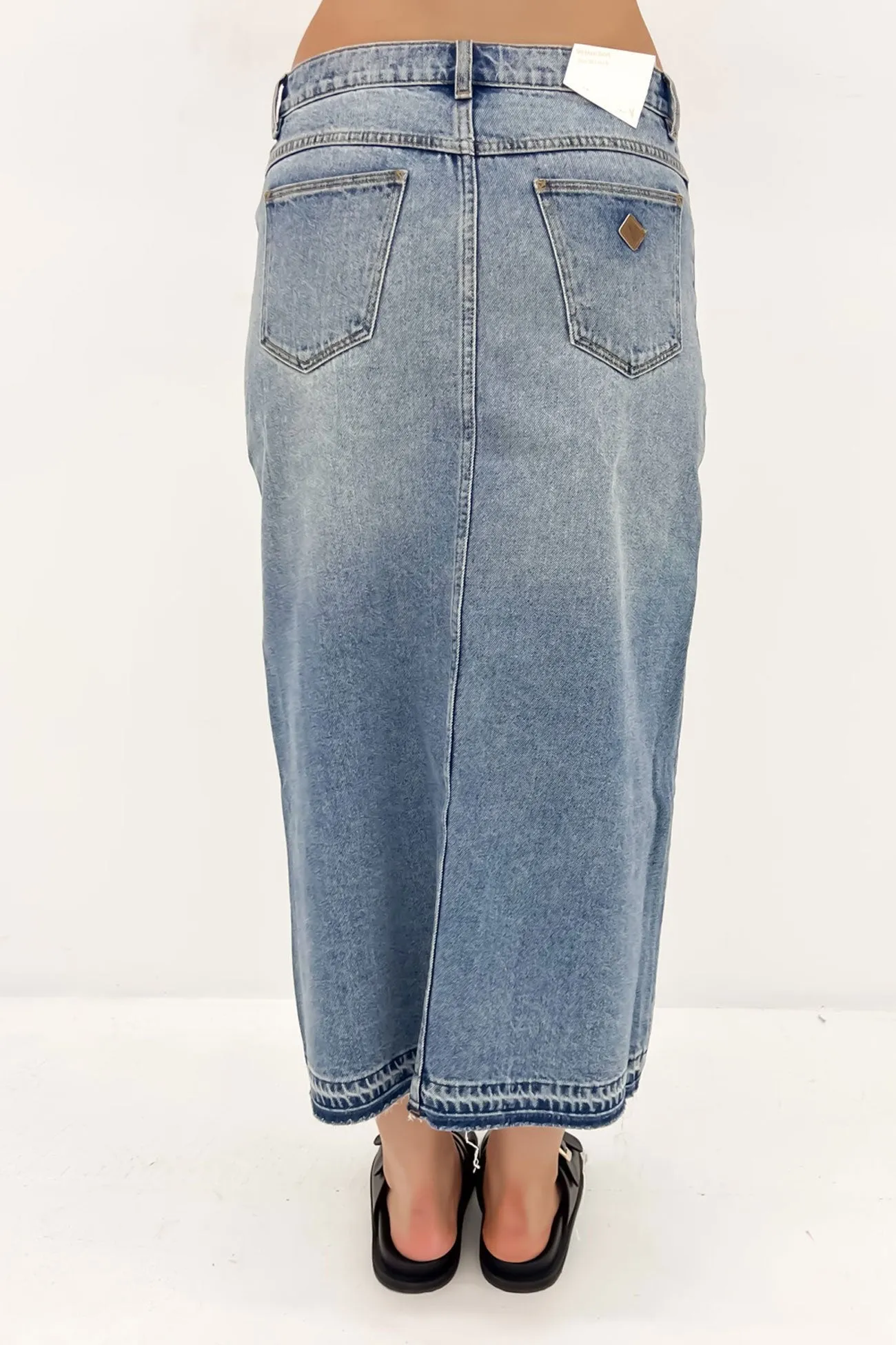 A 99 Maxi Skirt Lula Stylish Finish