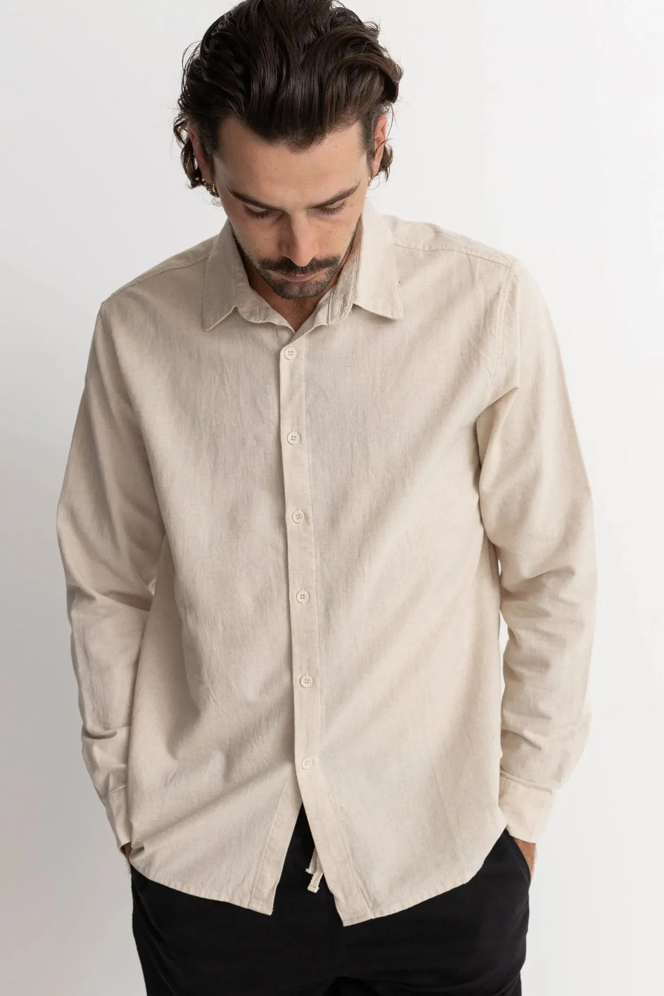 Layering Essential Non Irritating Seams Classic Linen Long Sleeve Shirt Sand
