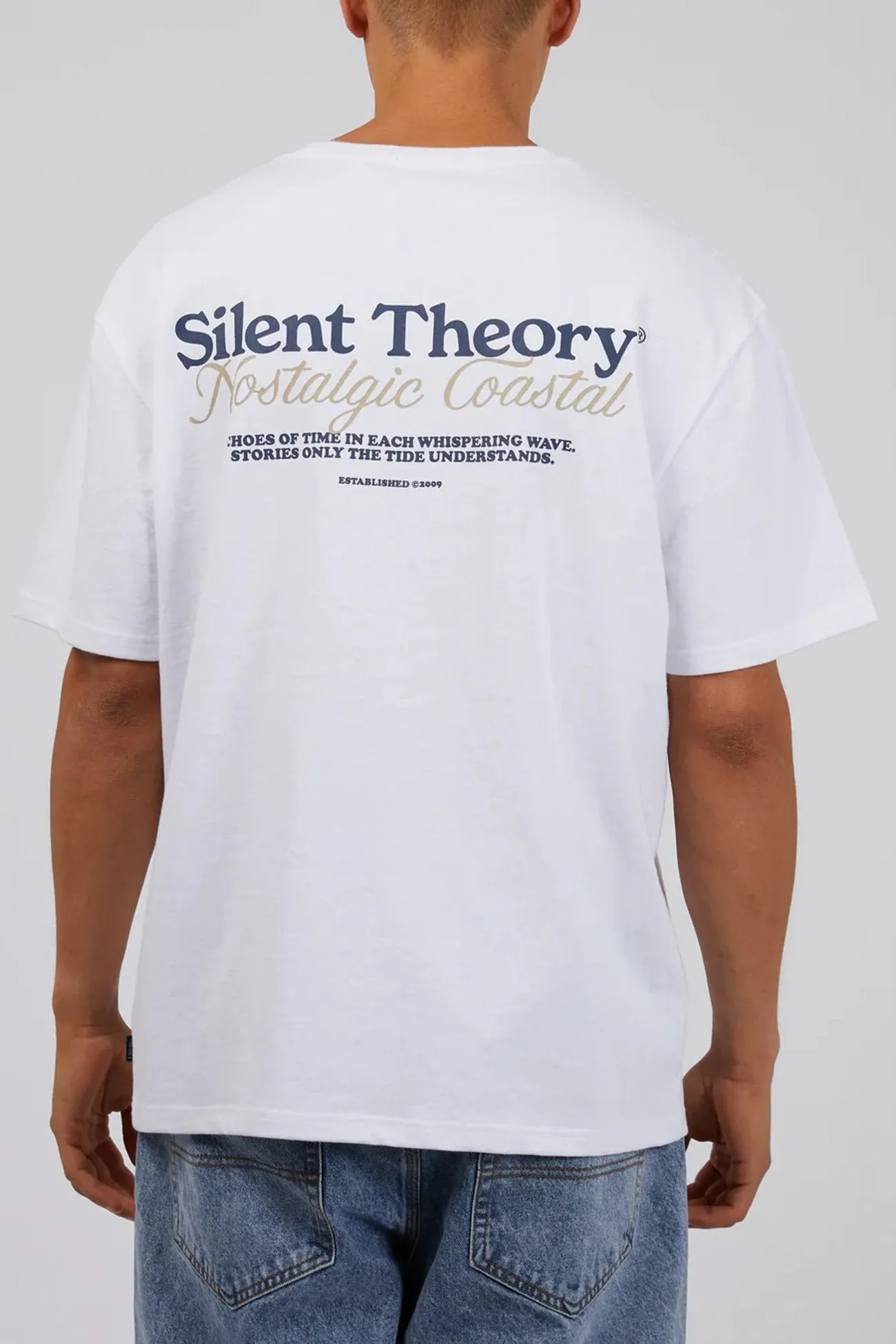 Coastal Tee White Flexible Collar