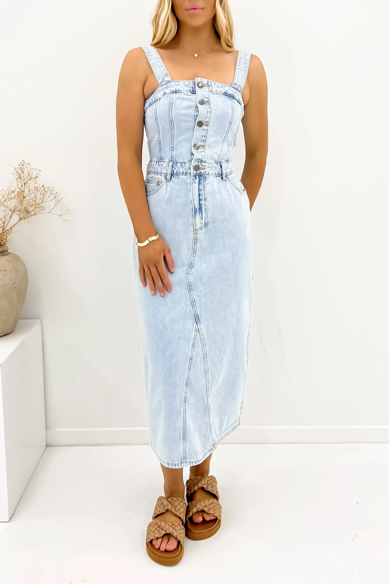 Festival Mood Coco Midi Dress Bleach