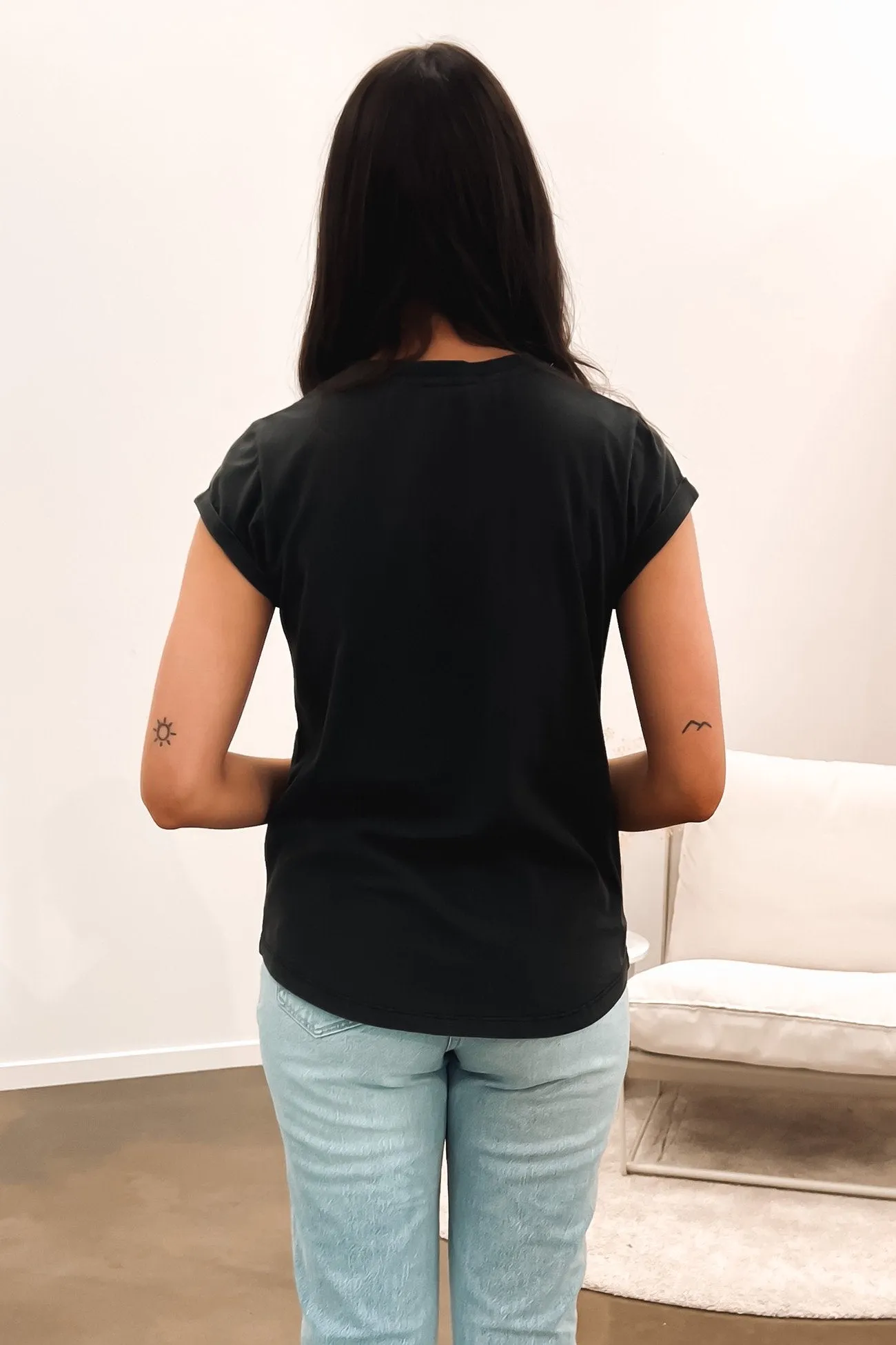 Comfortable Layer Eco Conscious Production Signature Tee Washed Black