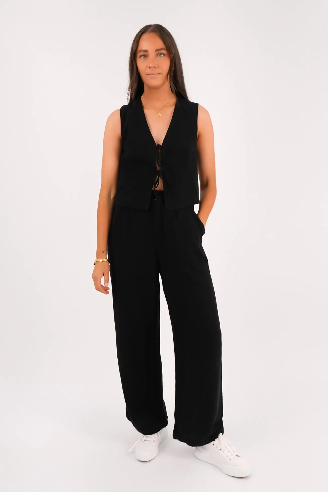 Natalia Vest Black counsel Indoor Wear