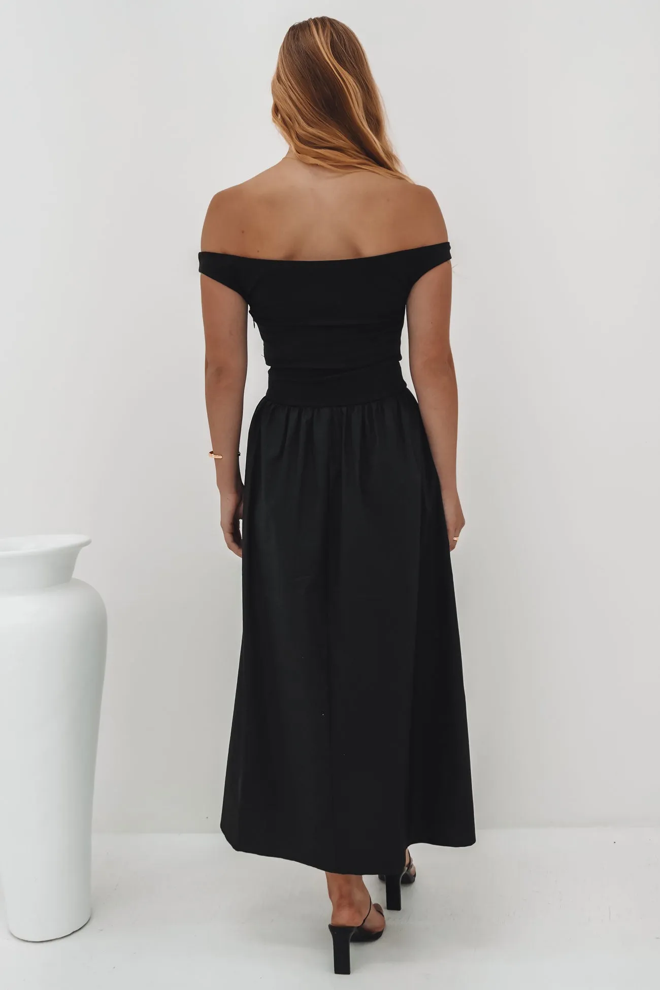 Cleary Midi Dress Black Grace Glow Slit-Hem