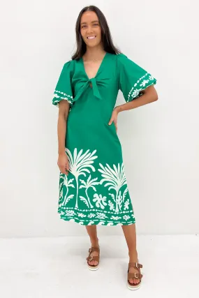 Relaxed Finish Flattering Layers Drew Midi Dress Green White