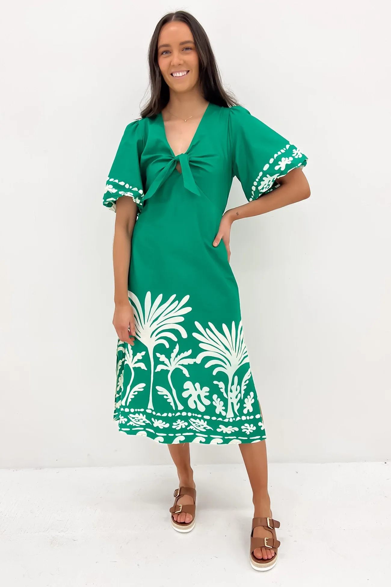 Relaxed Finish Flattering Layers Drew Midi Dress Green White