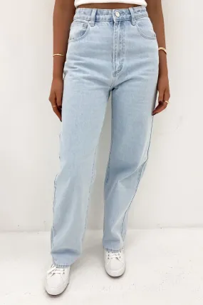 A Carrie Jean Kate Wide Leg Silhouette Day To Day