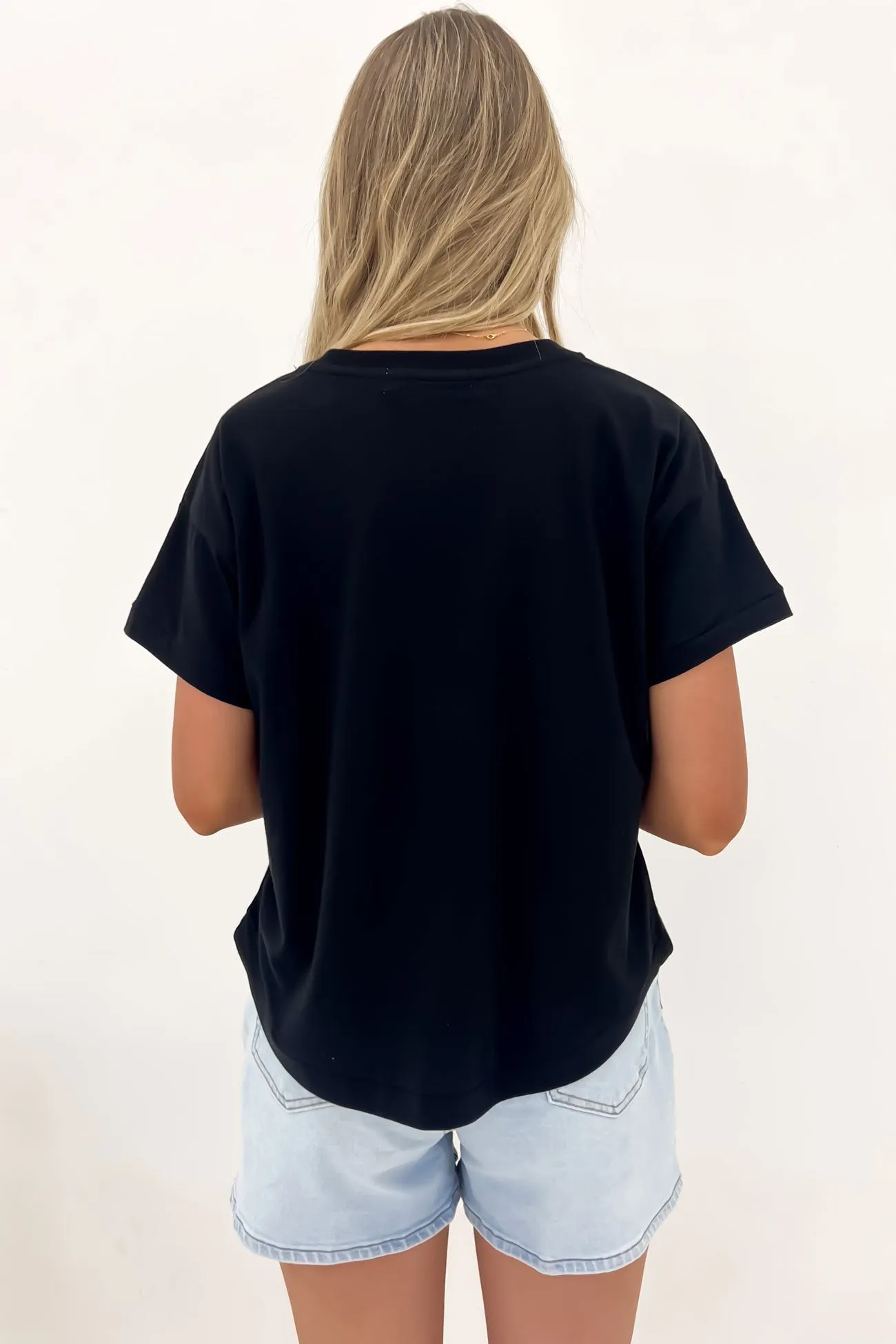 Minimal Comfort Habitat Tee Black