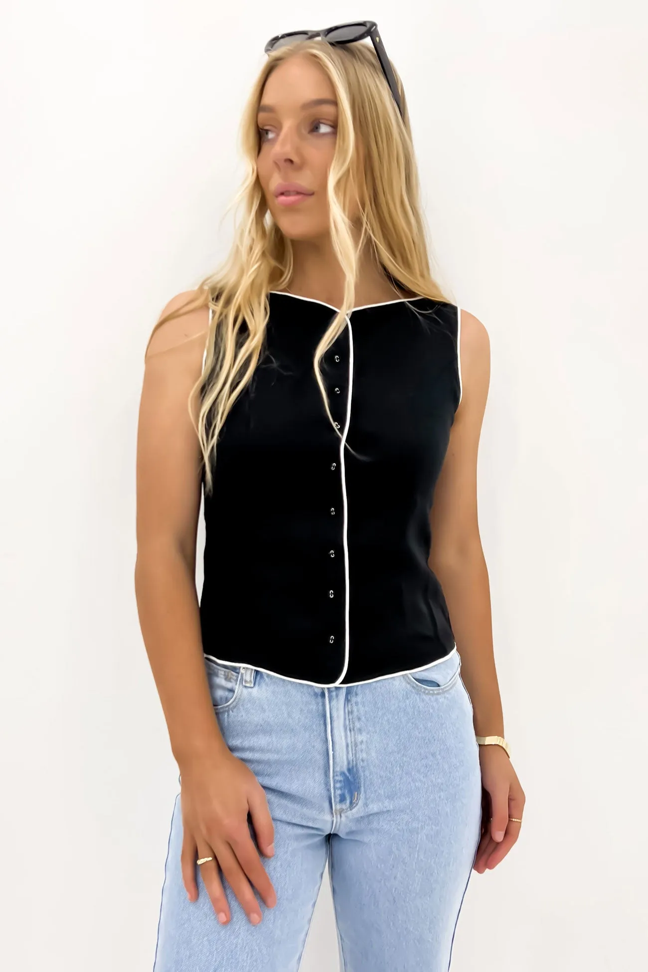 Adjustable Straps Eliana Vest Black