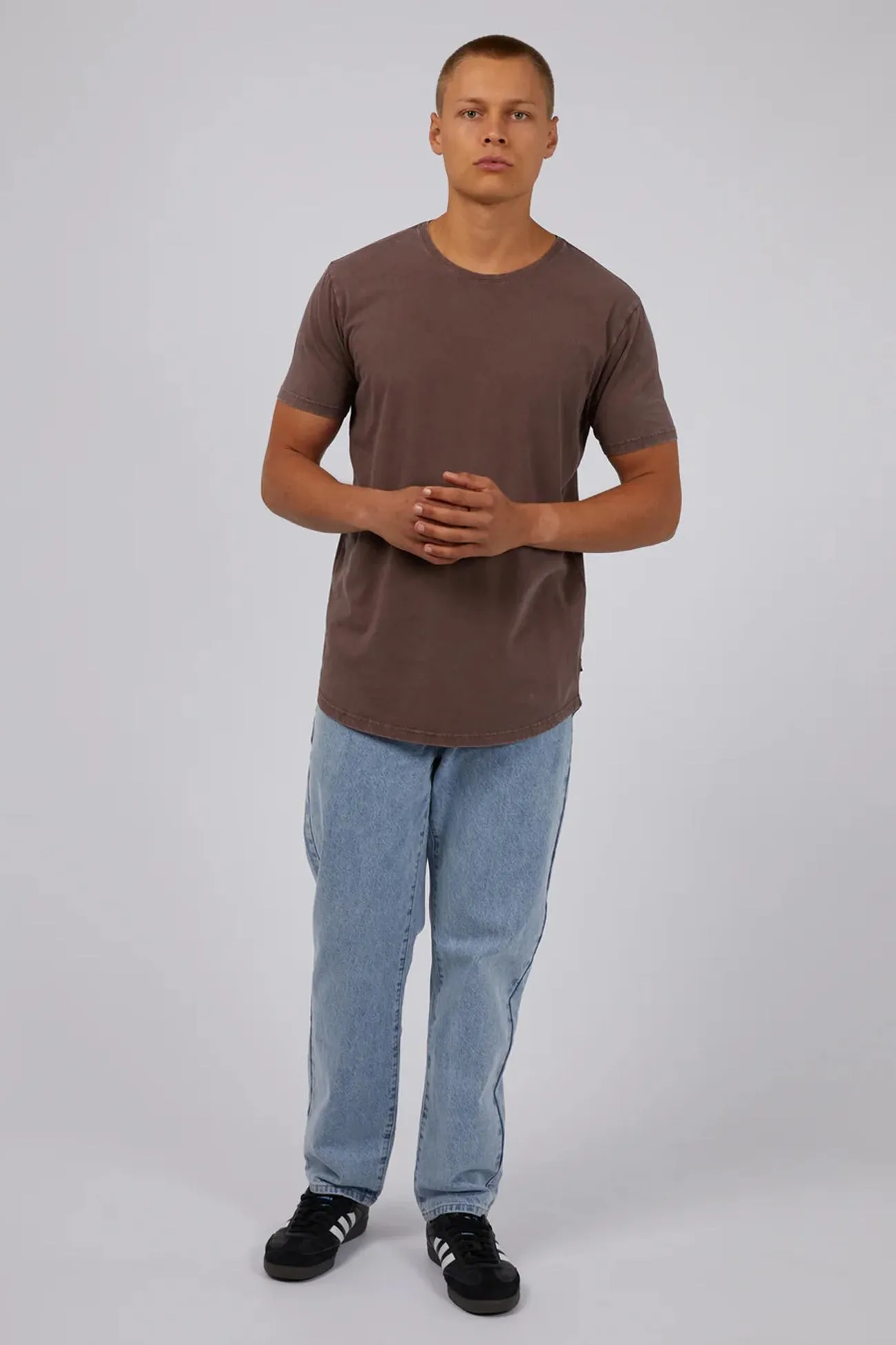 Modern Comfort Style Sporty Top Tail Tee Chocolate