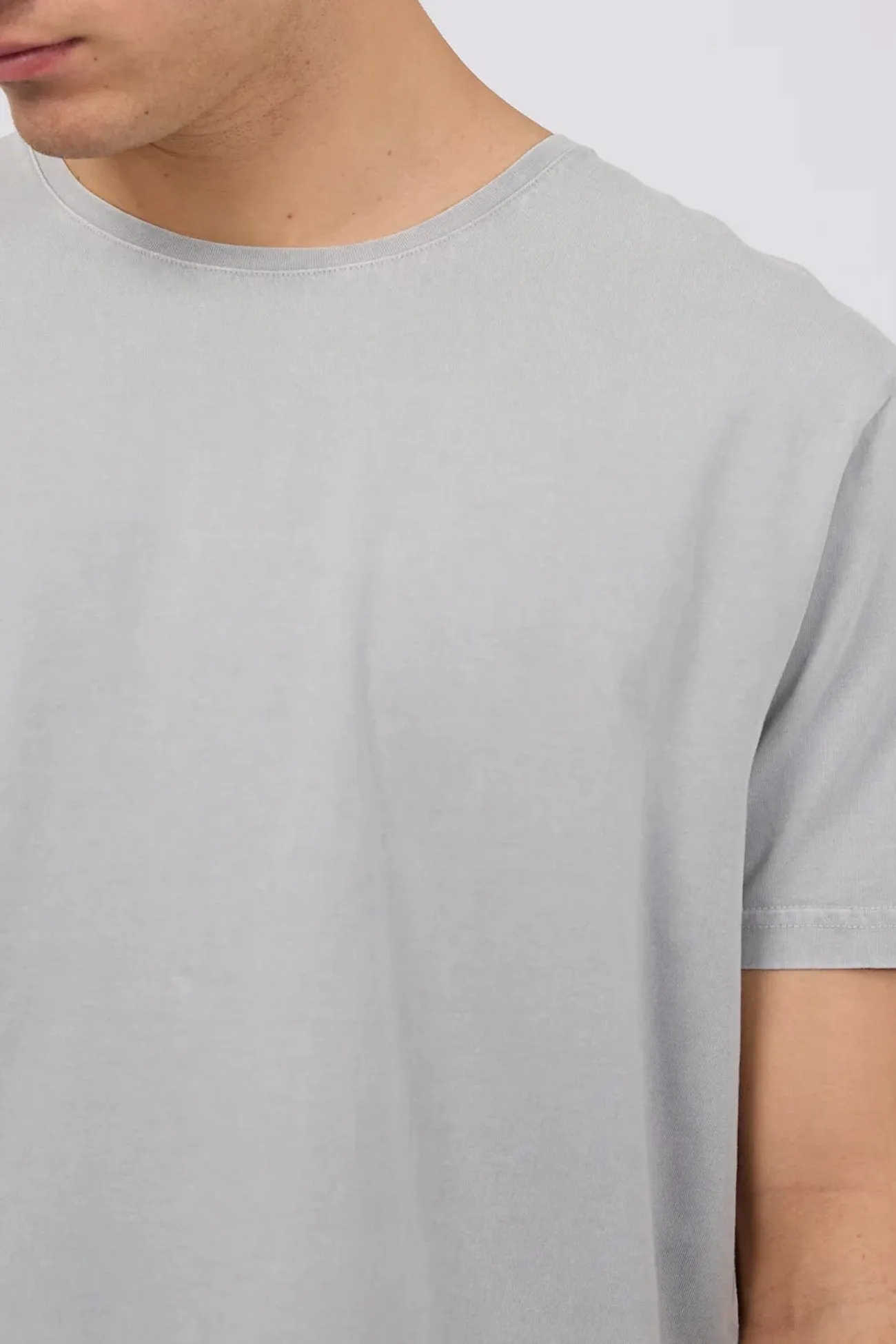 Casual Comfort Look Tail Tee Drizzle