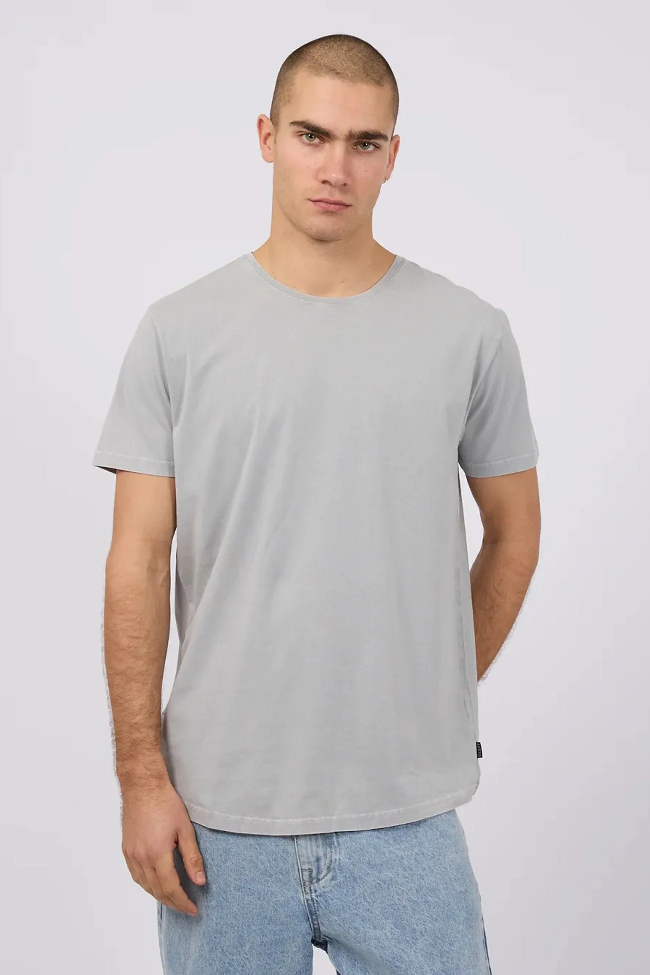 Tail Tee Drizzle Weekend Wardrobe