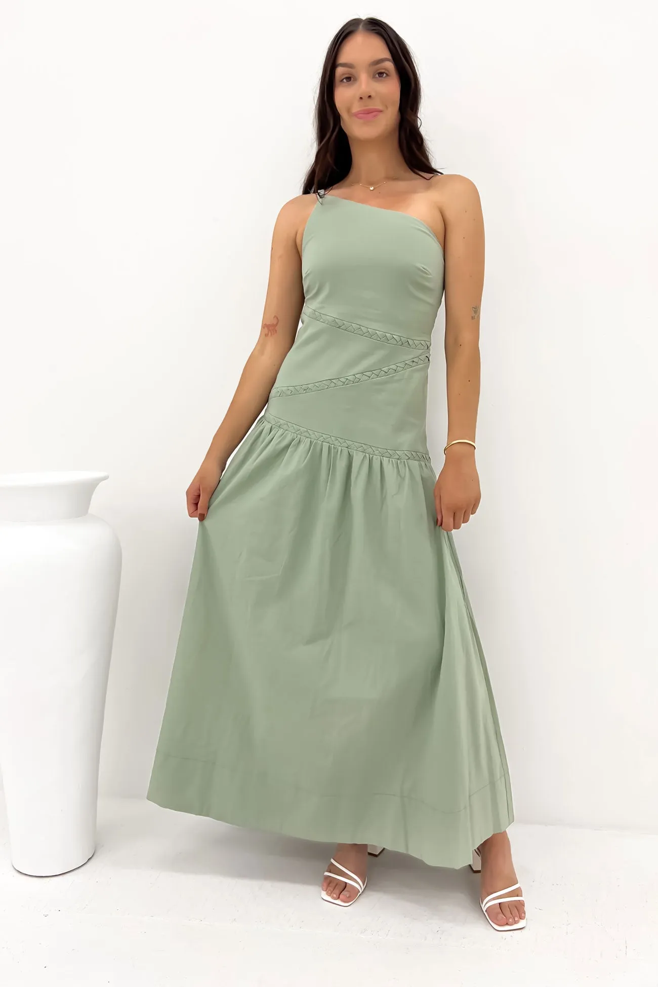 Smart Design Flattering Shape Wear Carwyn Maxi Dress Khaki