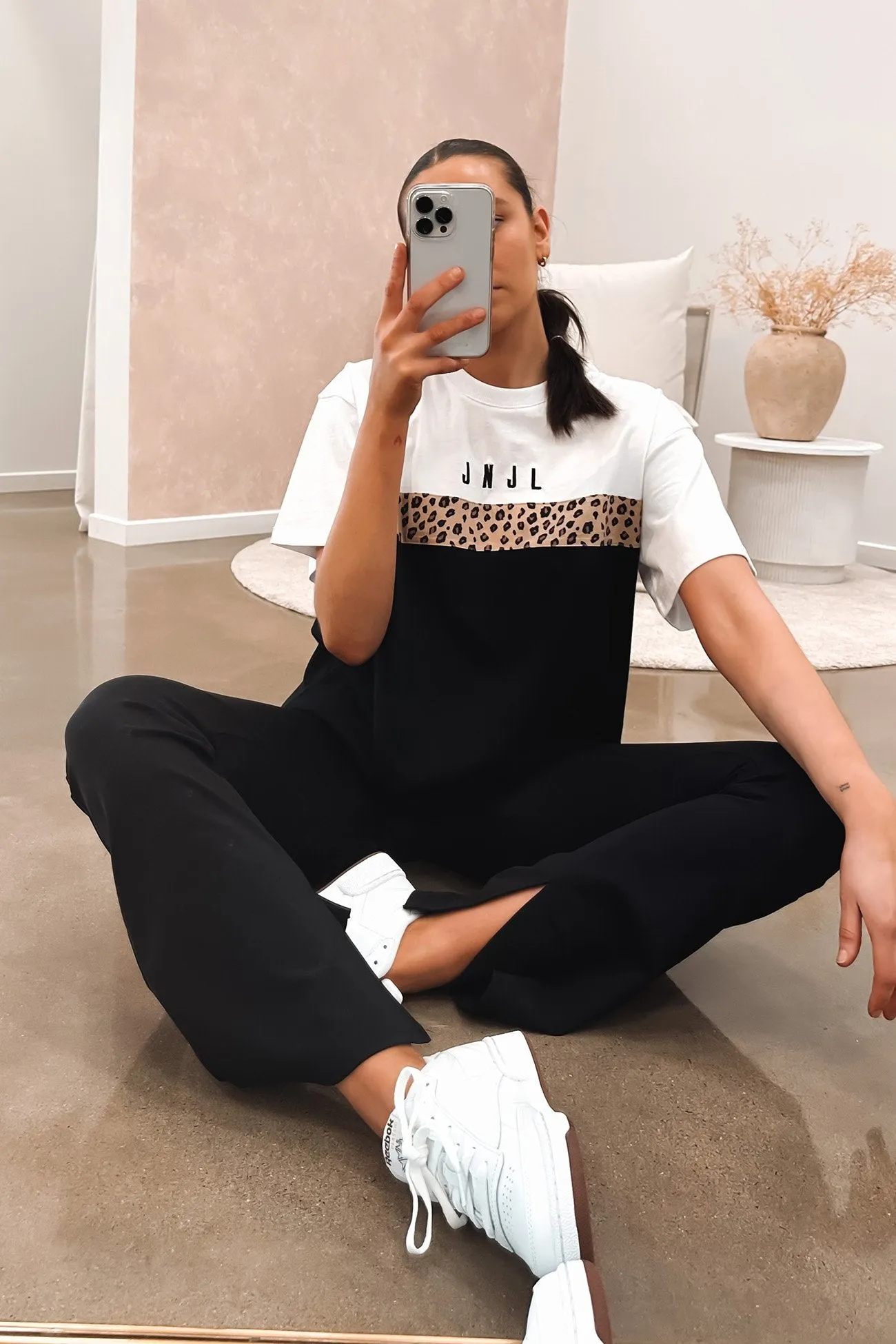 Leopard Panel Up Tee Black On-the-Go Fashion Quick Wear