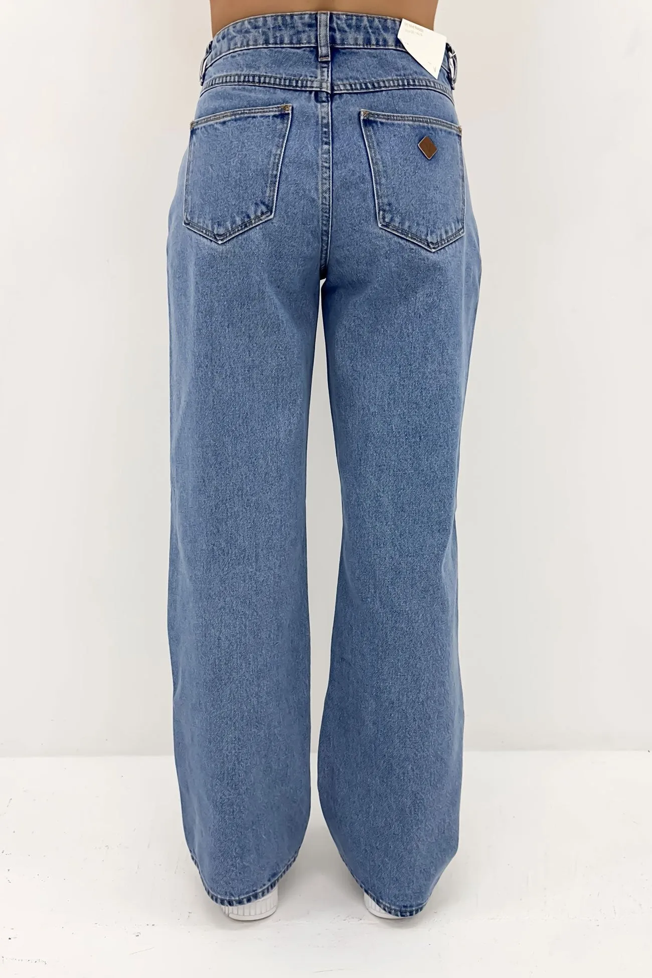 Family Style Gym Ready Daily Wear Stylish Sunny Vibes A 95 Baggy Jean Gigi