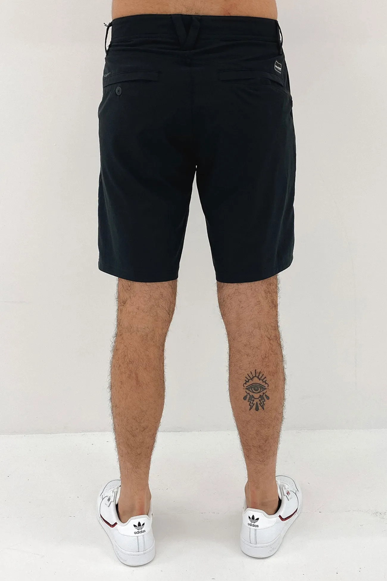 hiking apparel Frickin Cross Shred Hybrid 20" Short Black