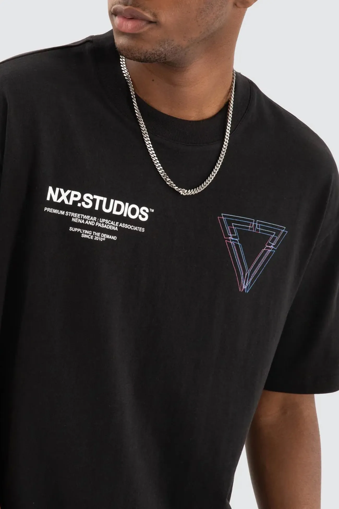 Dagger Box Fit Tee Jet Black Streetwear Style Moisture Management Technology