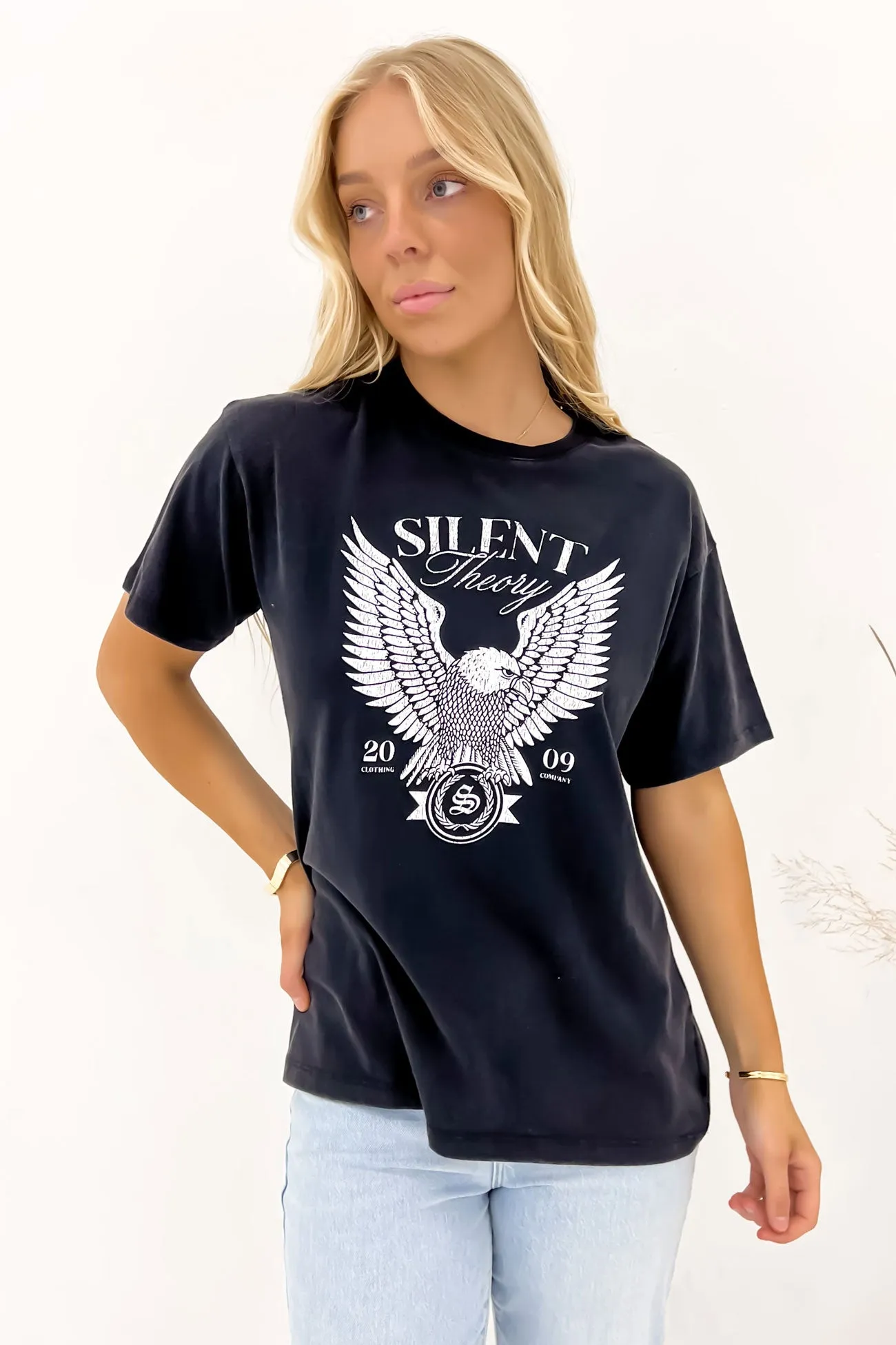 Limitless Tee Washed Black Subtle Embroidery UV protection layer
