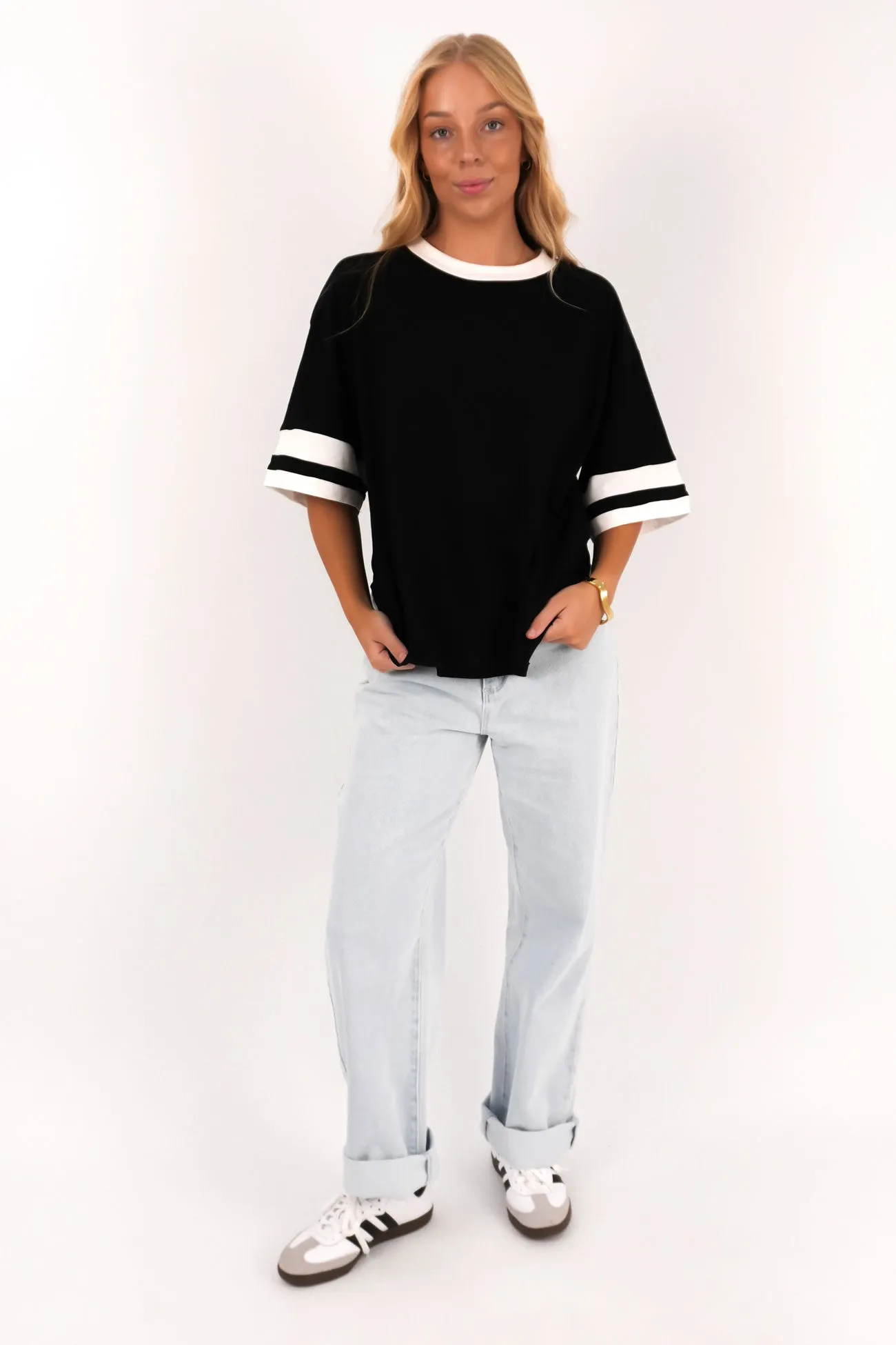 EthicalProduction Della Tee Black White