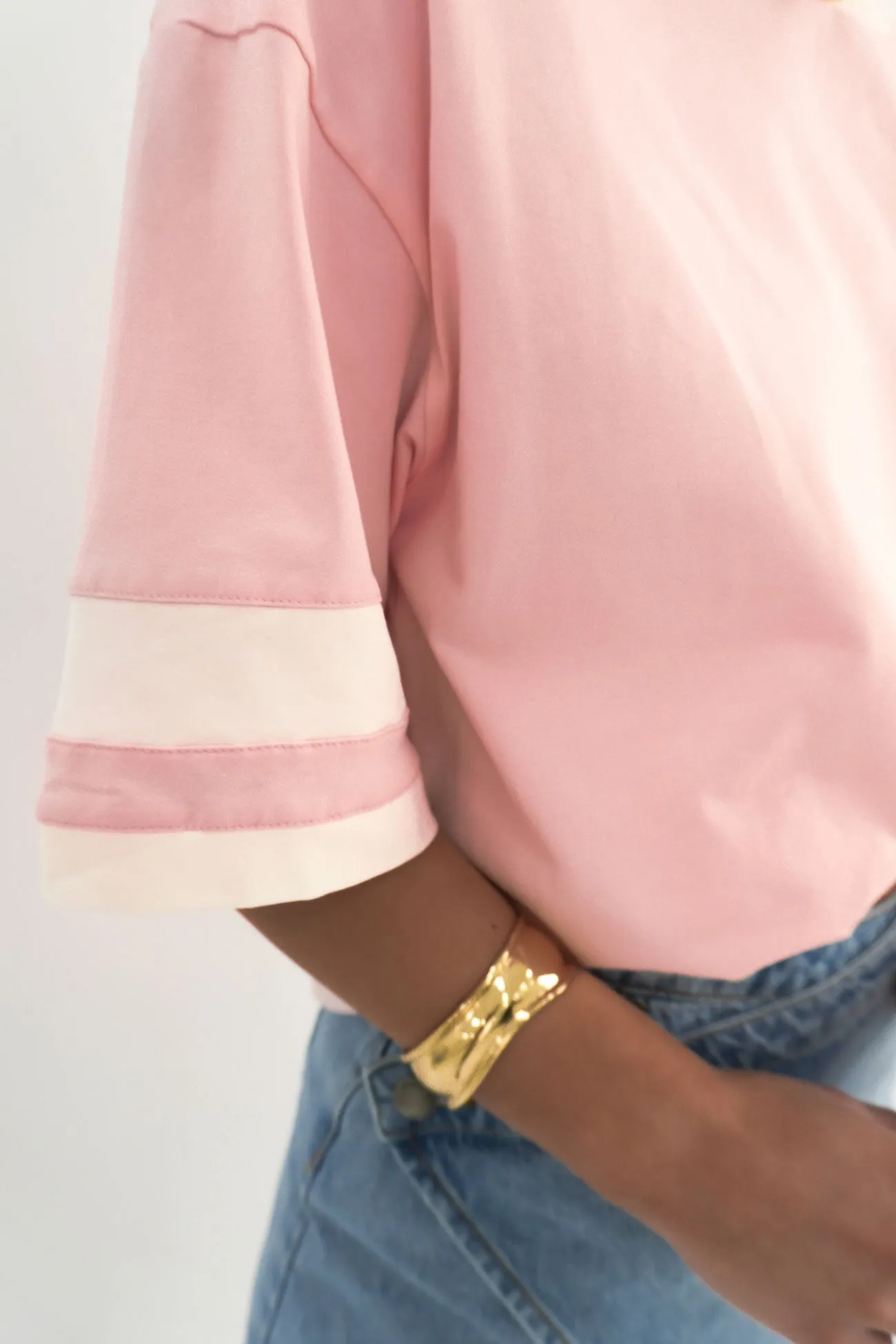 Della Tee Pink White Embroidered Details Cool Layer Wear
