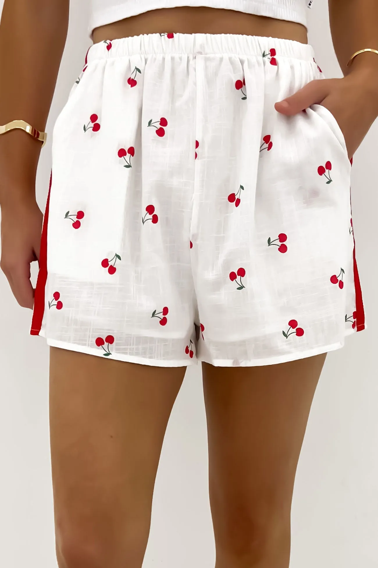 mix and match Delora Short Crimson
